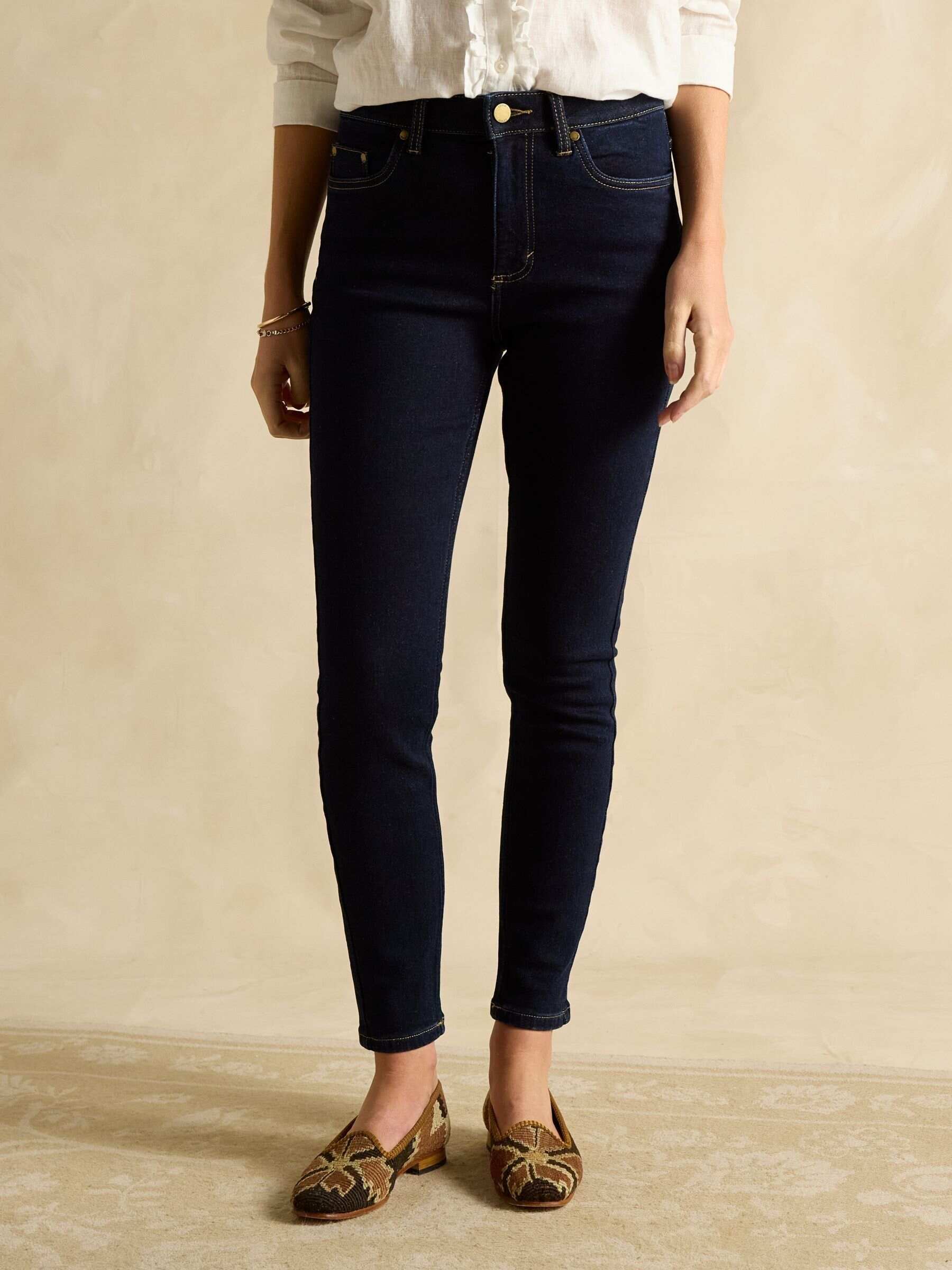 White Skinny Fit Mid Rise Jeans