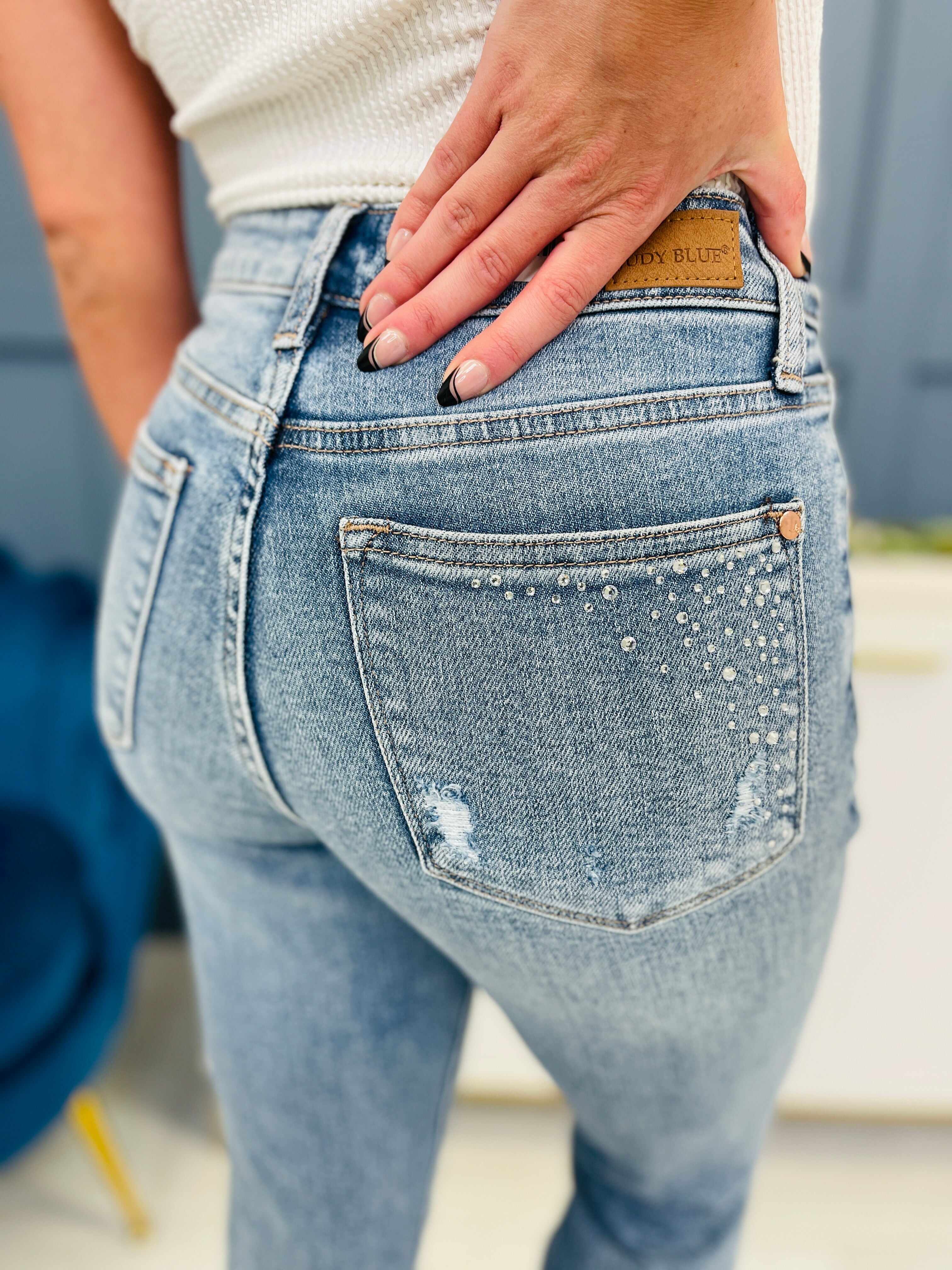REG/CURVY Shine Bright Like a Diamond Rhinestone Straight Jeans