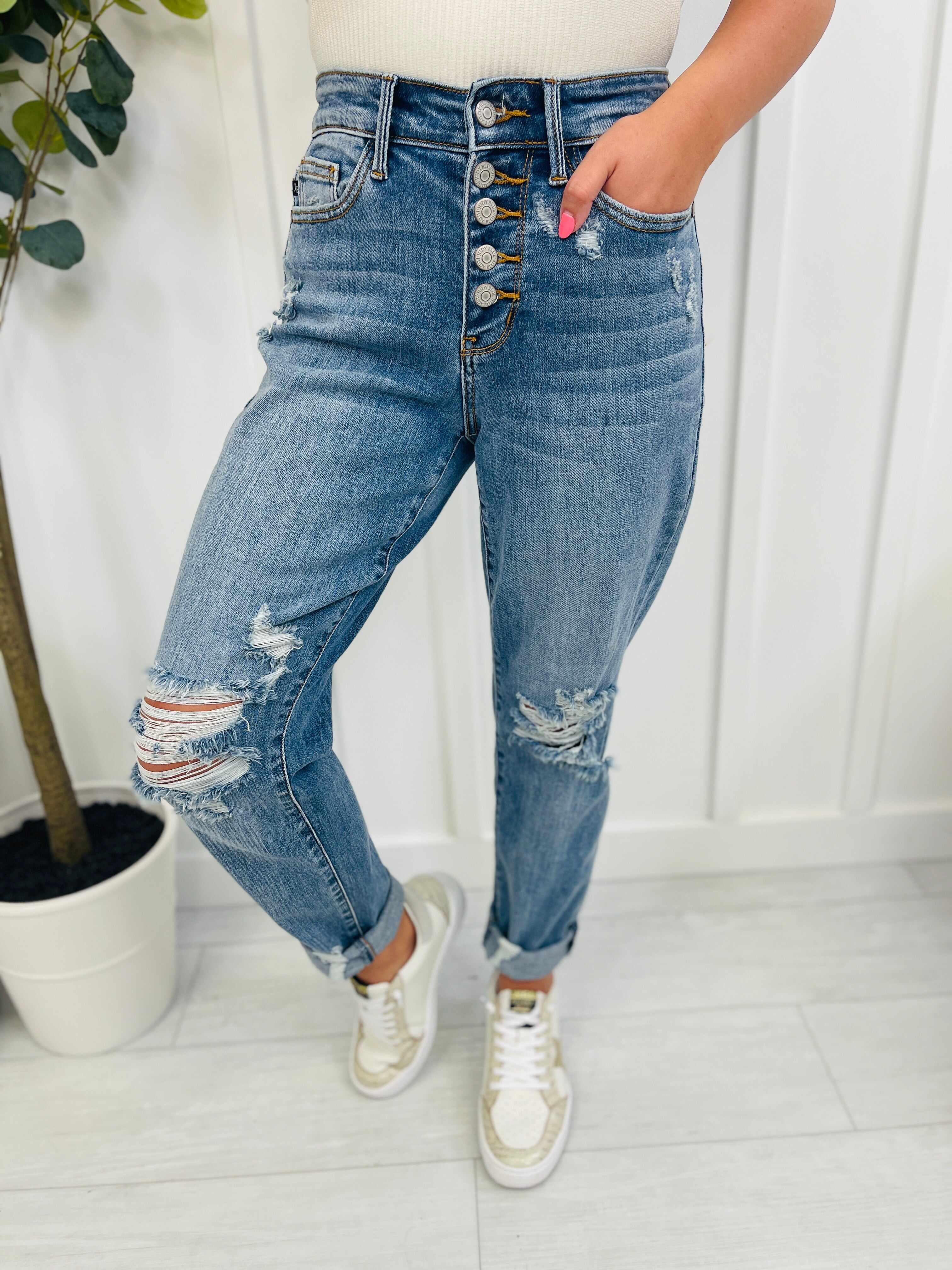 REG/CURVY Love Story Boyfriend Jeans
