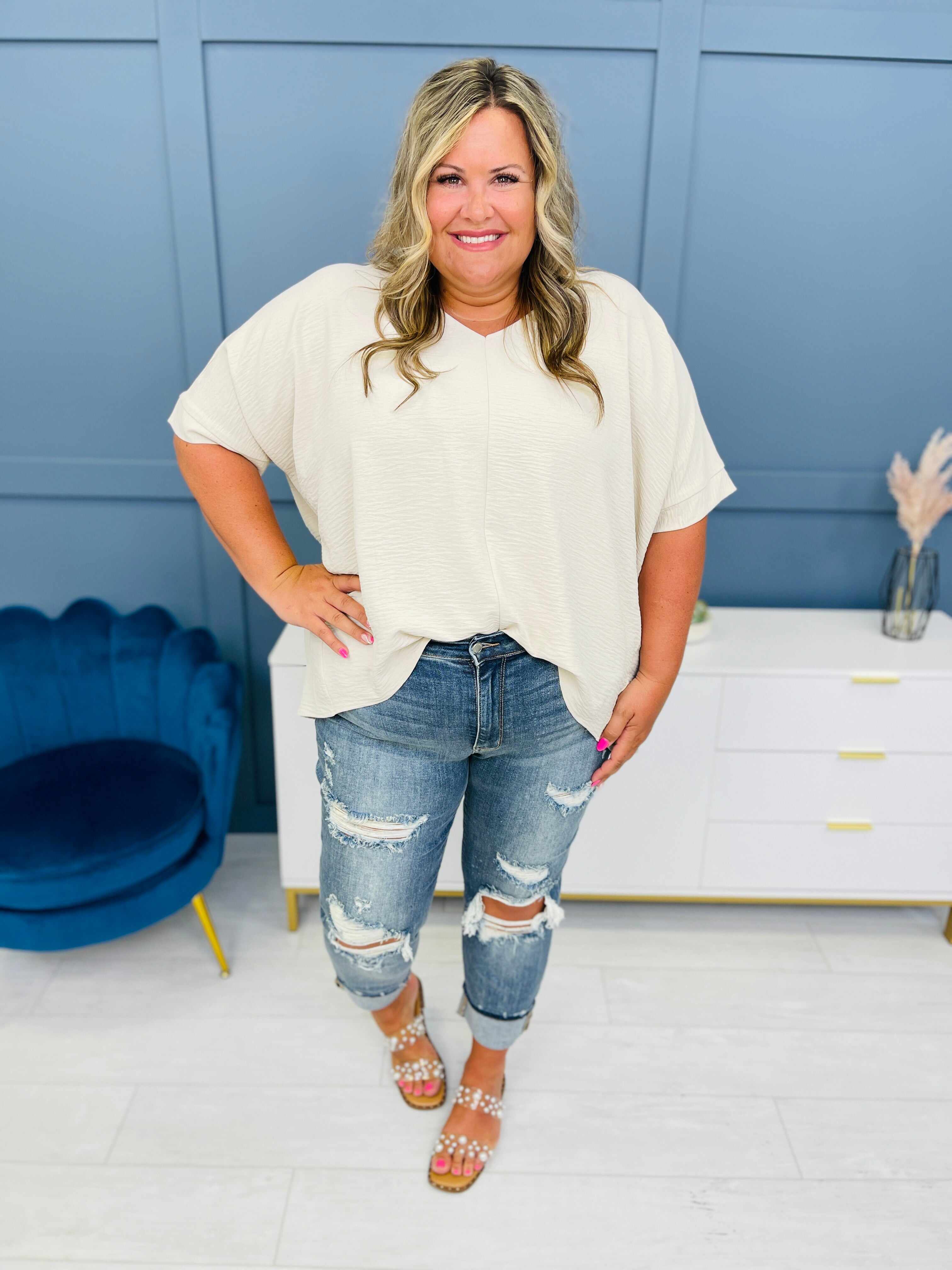Restock! REG/CURVY Somewhere On a Bleach Mid Rise Boyfriend Jeans
