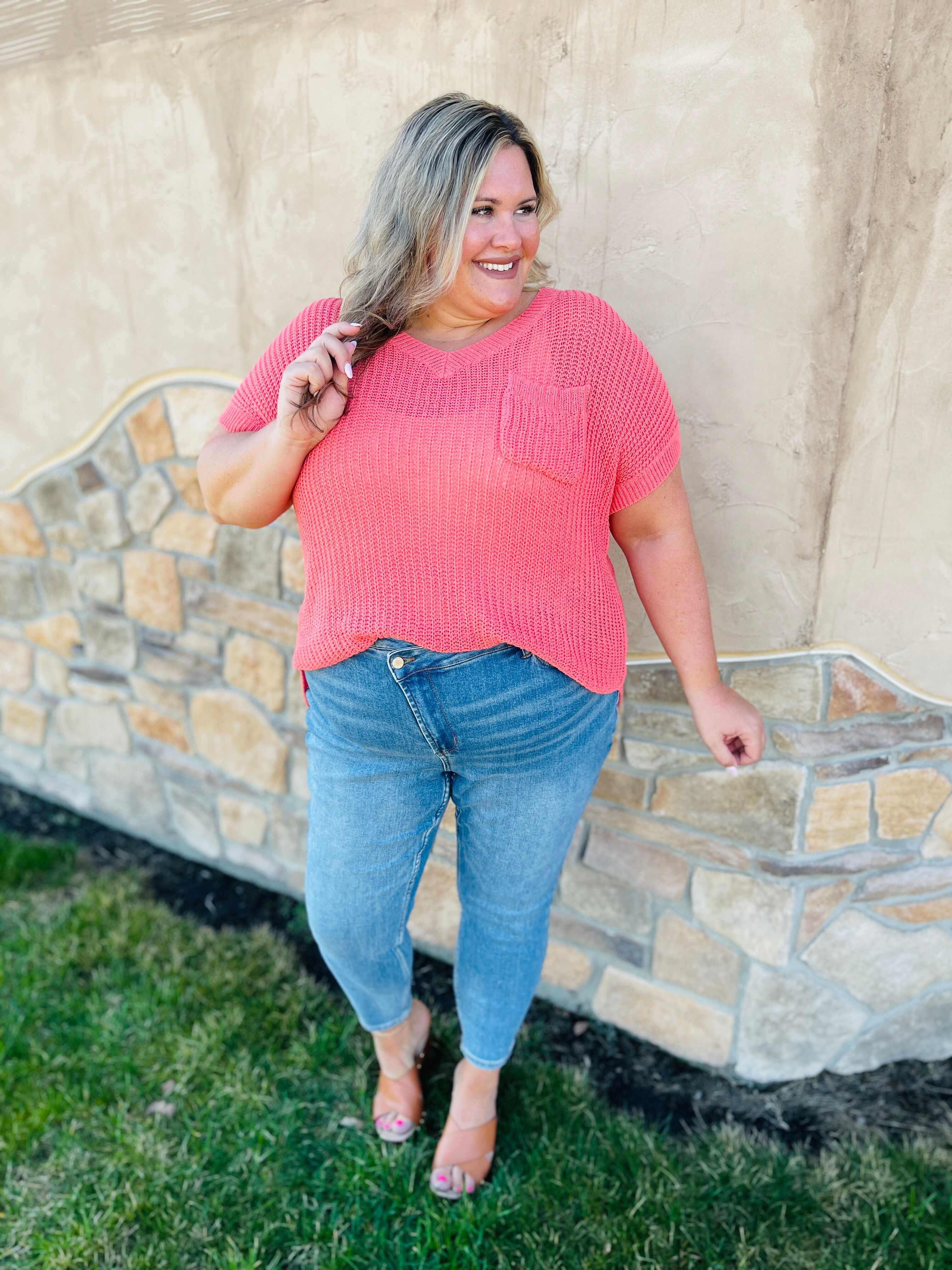 REG/CURVY Waist Cinching Criss Cross Confidence Jeans