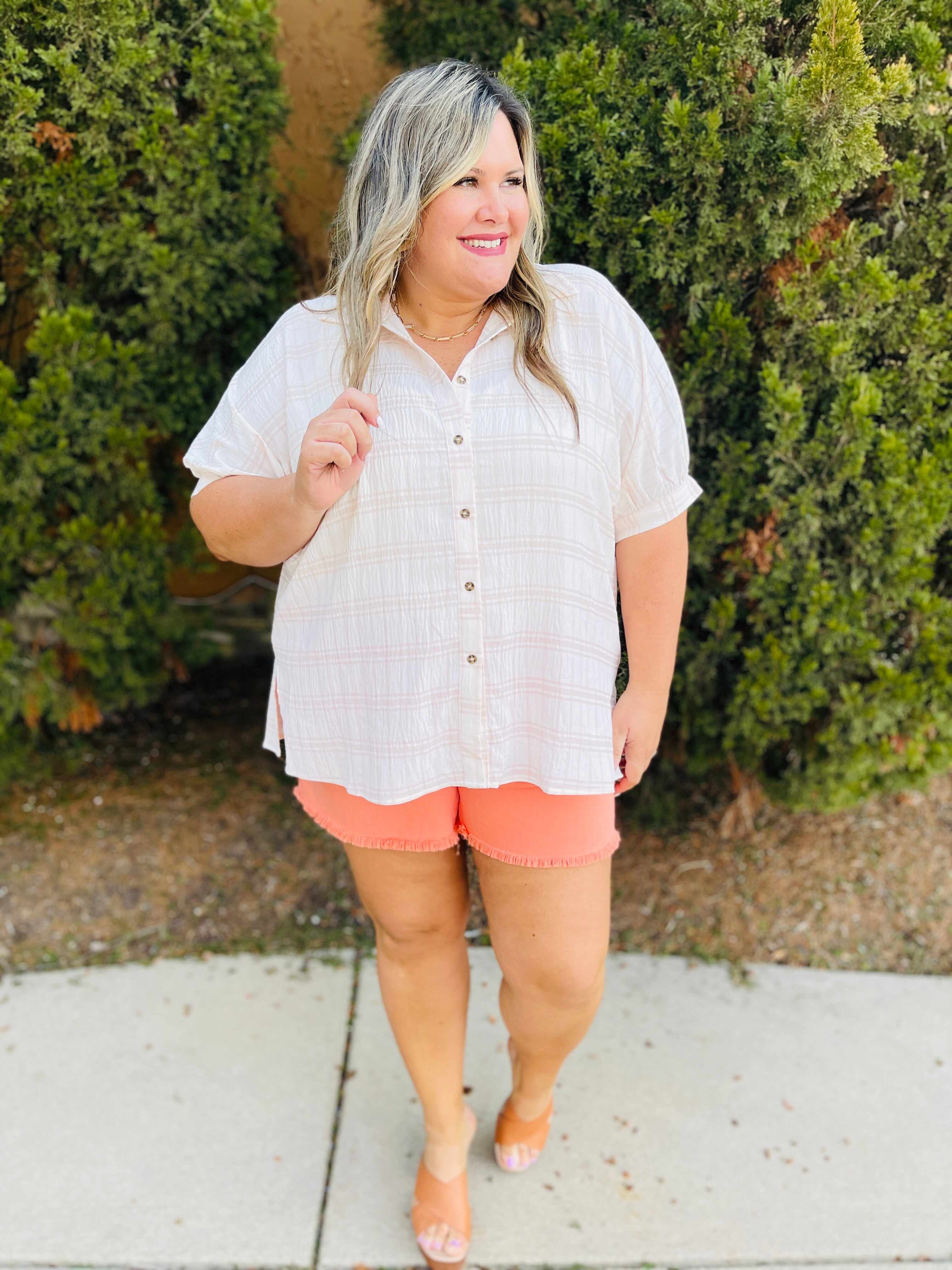 REG/CURVY Pretty As A Peach Shorts