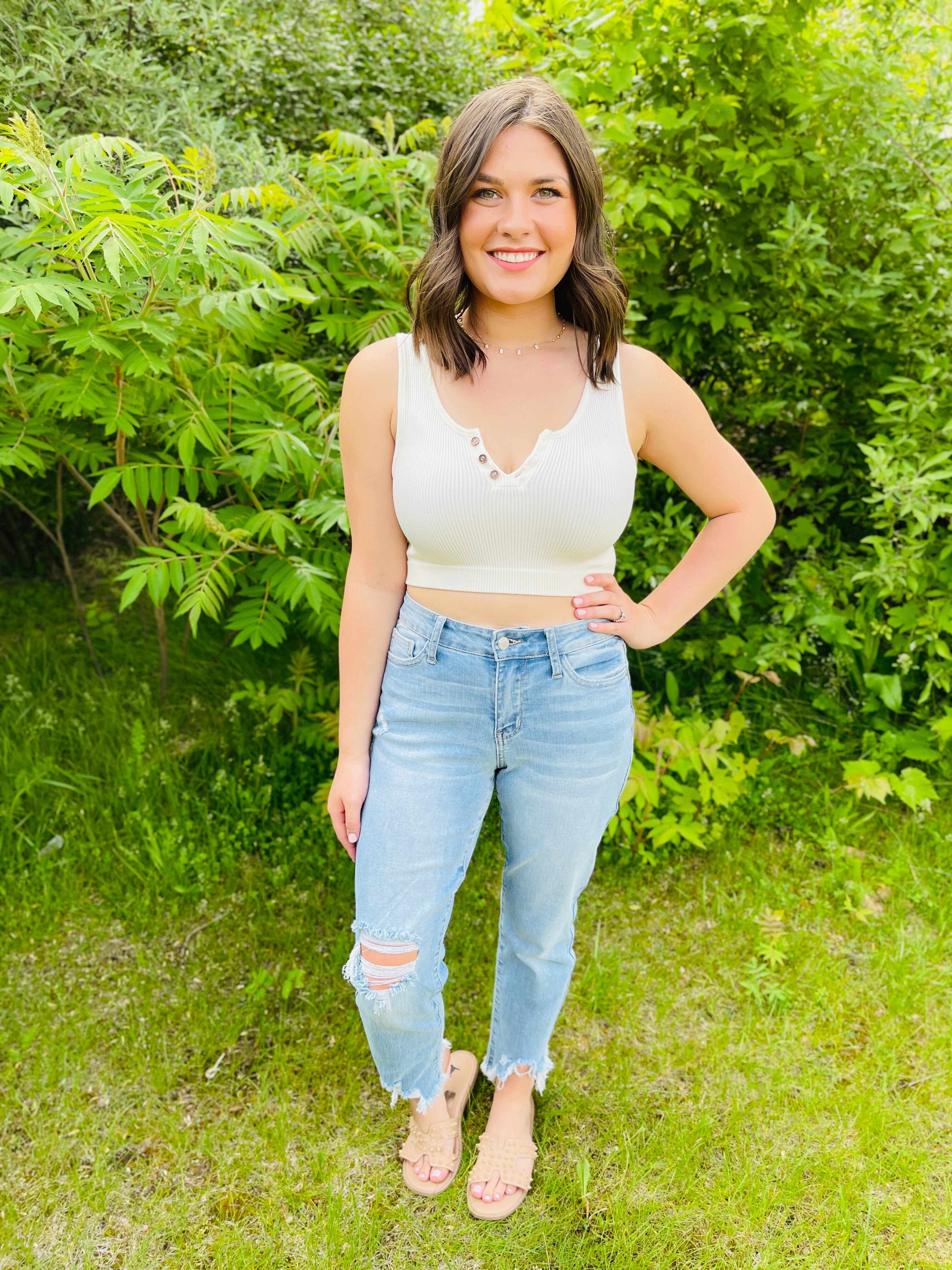 PLUS/REG Lighten Up Boyfriend Jeans