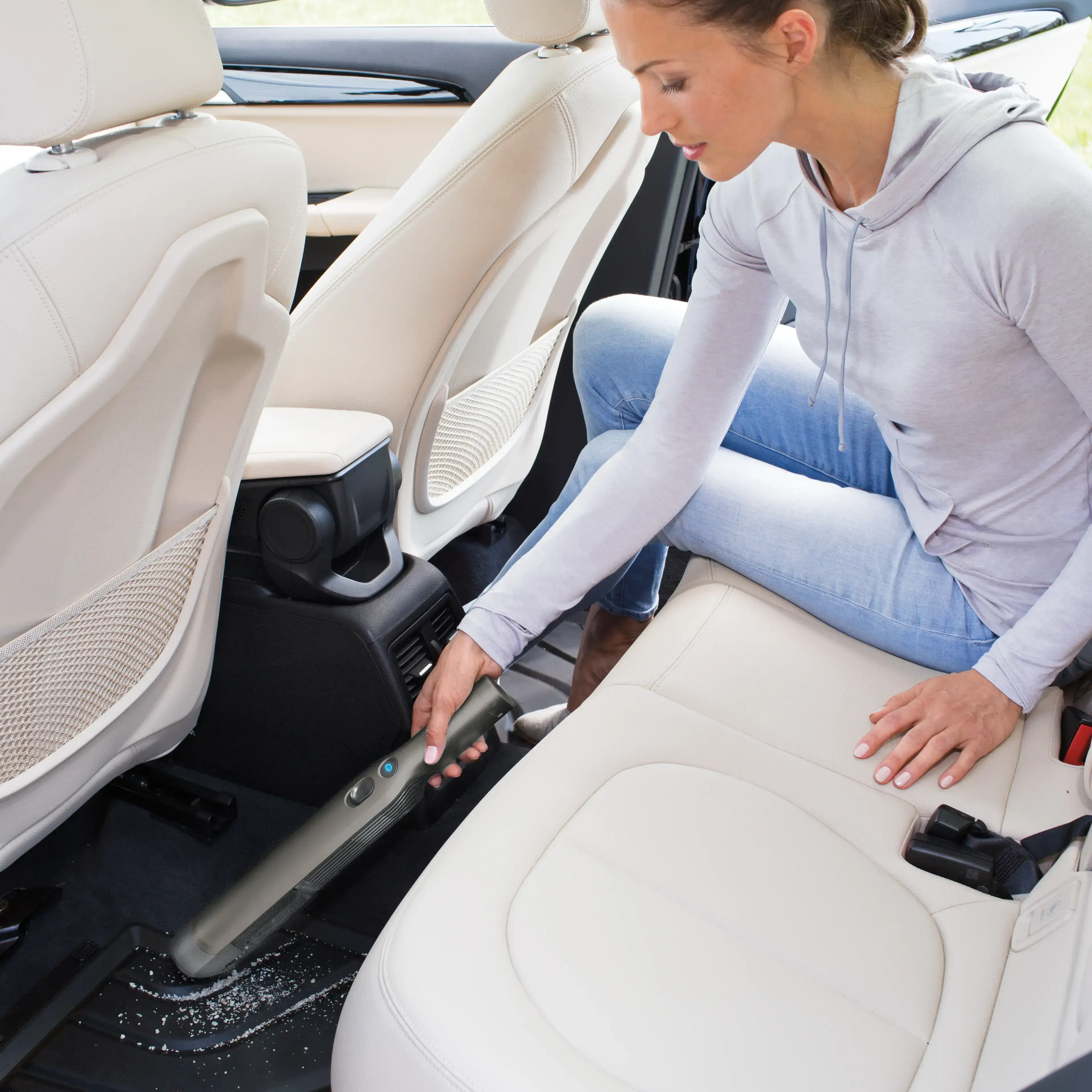Cord-Free Handheld Vacuum - WV205