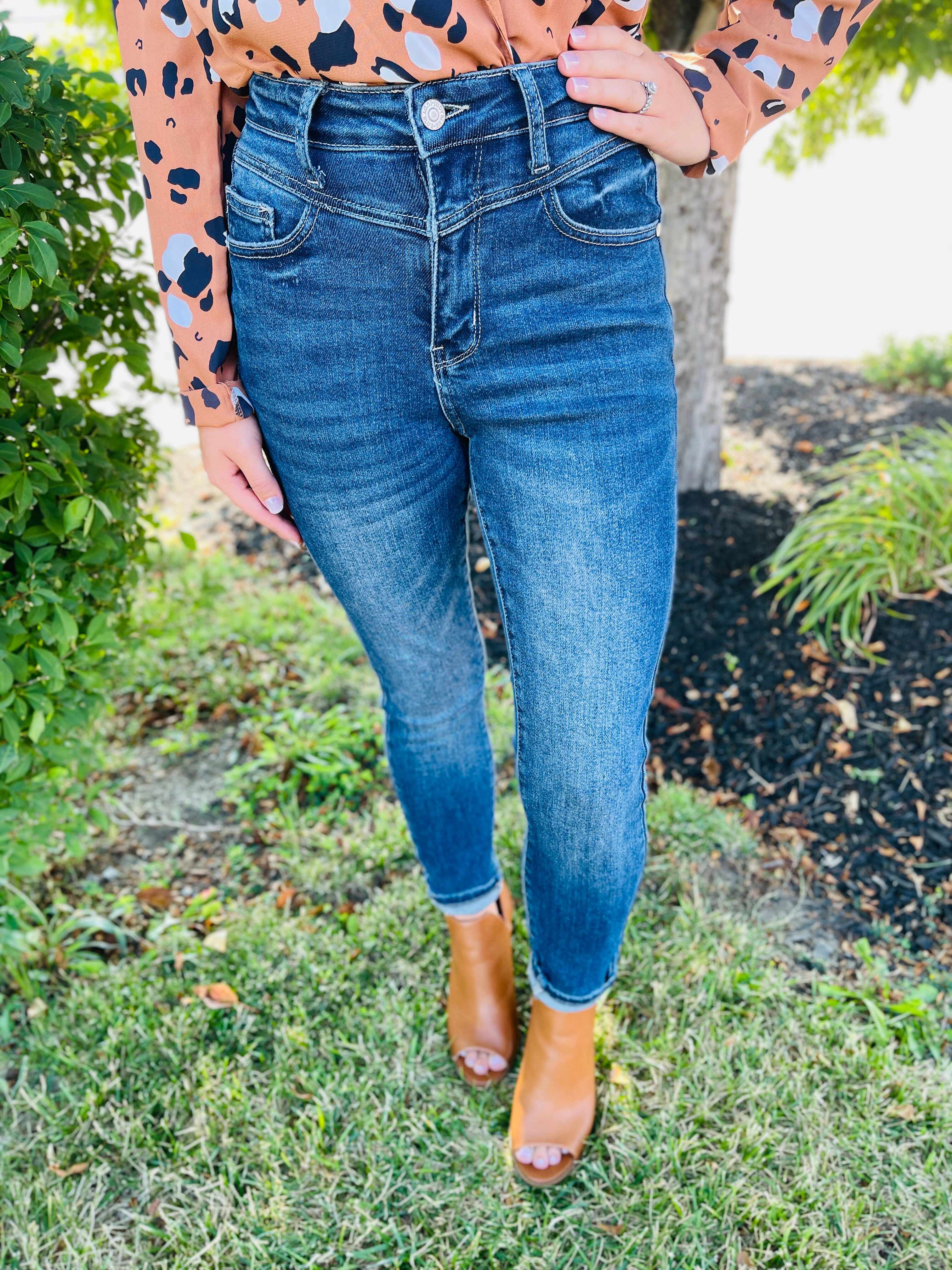 Plus/Reg Fall For You Front Yoke Skinny Jeans