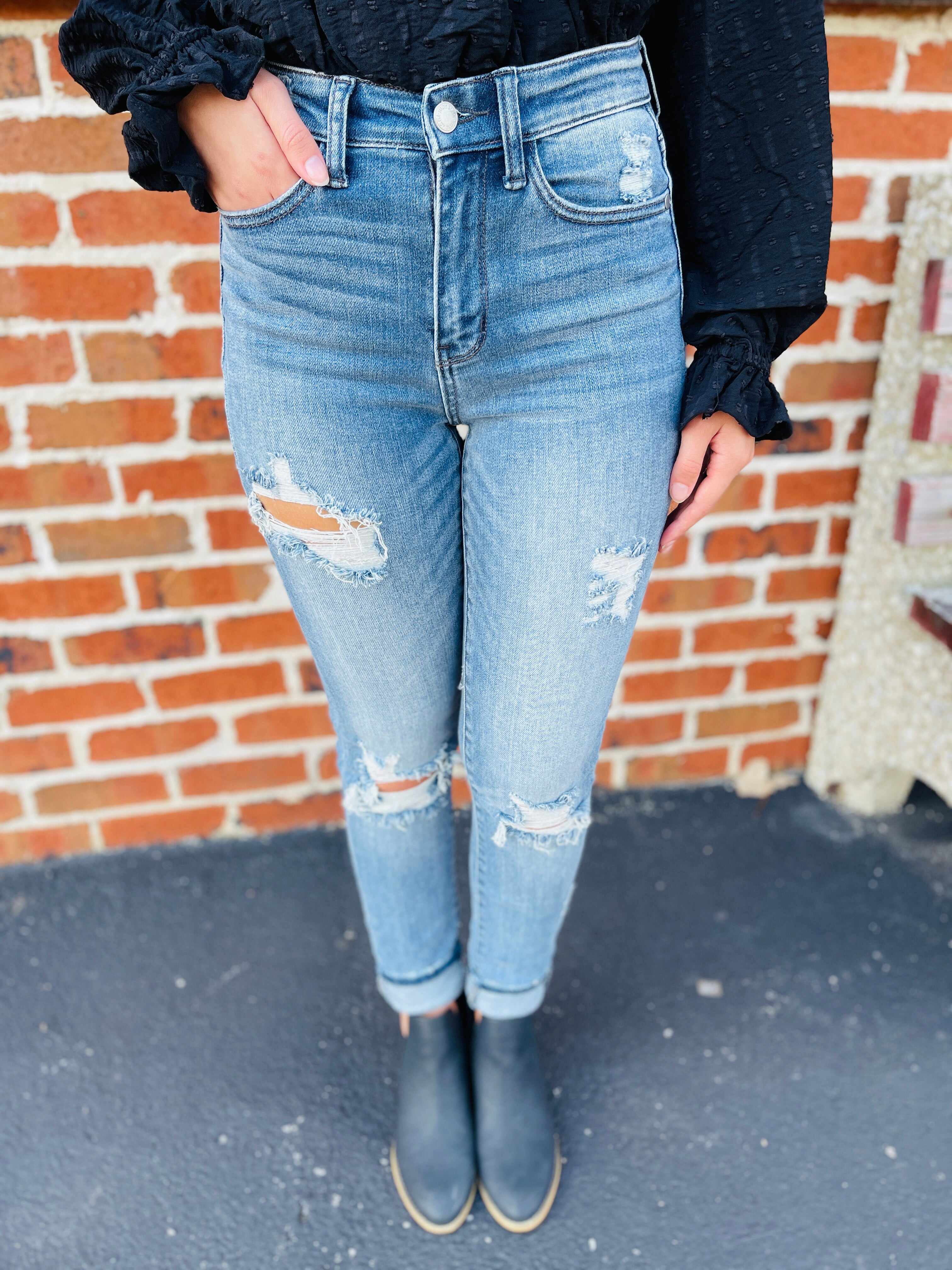 Plus/Reg Stand Tall 34 Inch Inseam Skinny Jeans