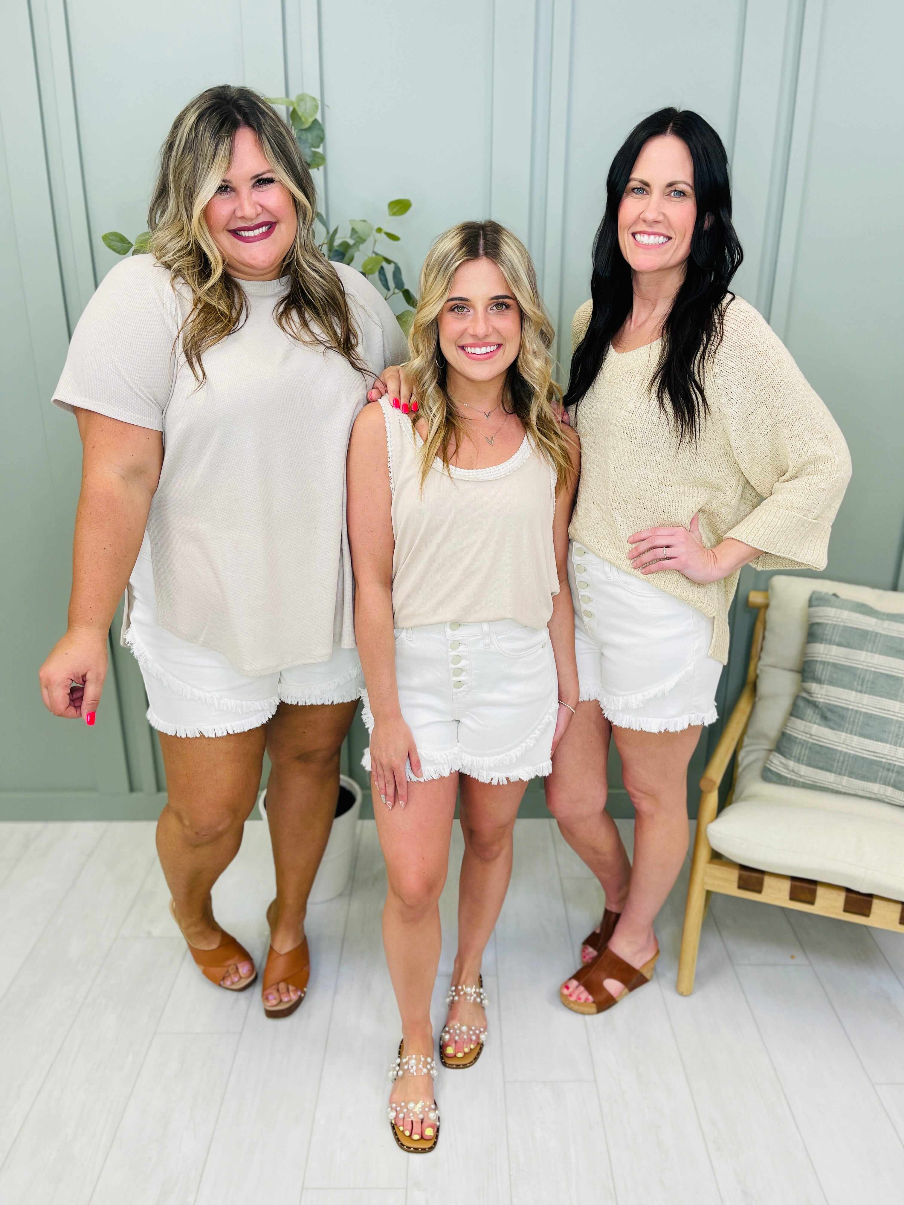 REG/CURVY Pretty Fly Tulip Hem Shorts