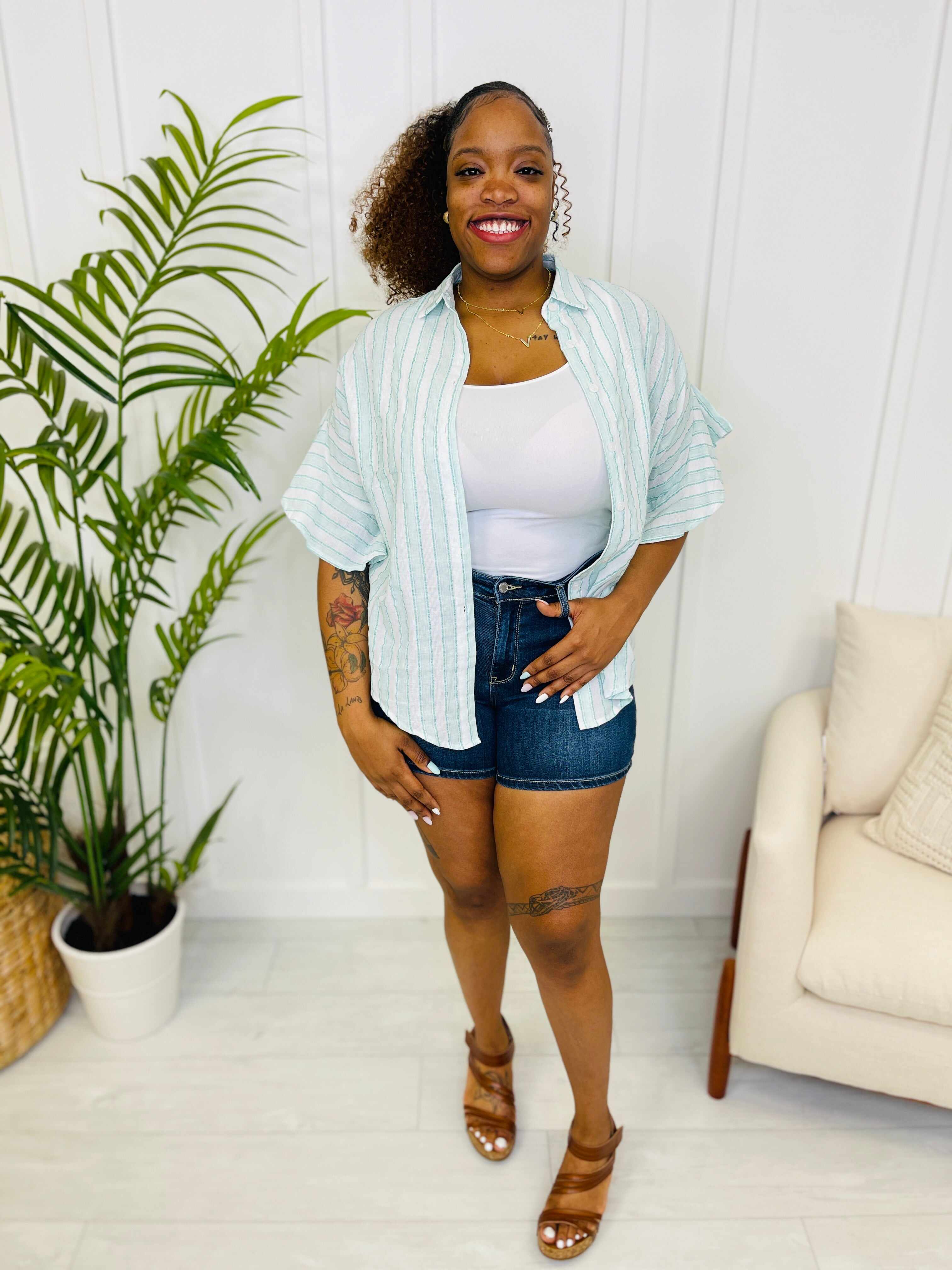 Plus/Reg Sweet Summertime Mid Rise Dark Wash Shorts