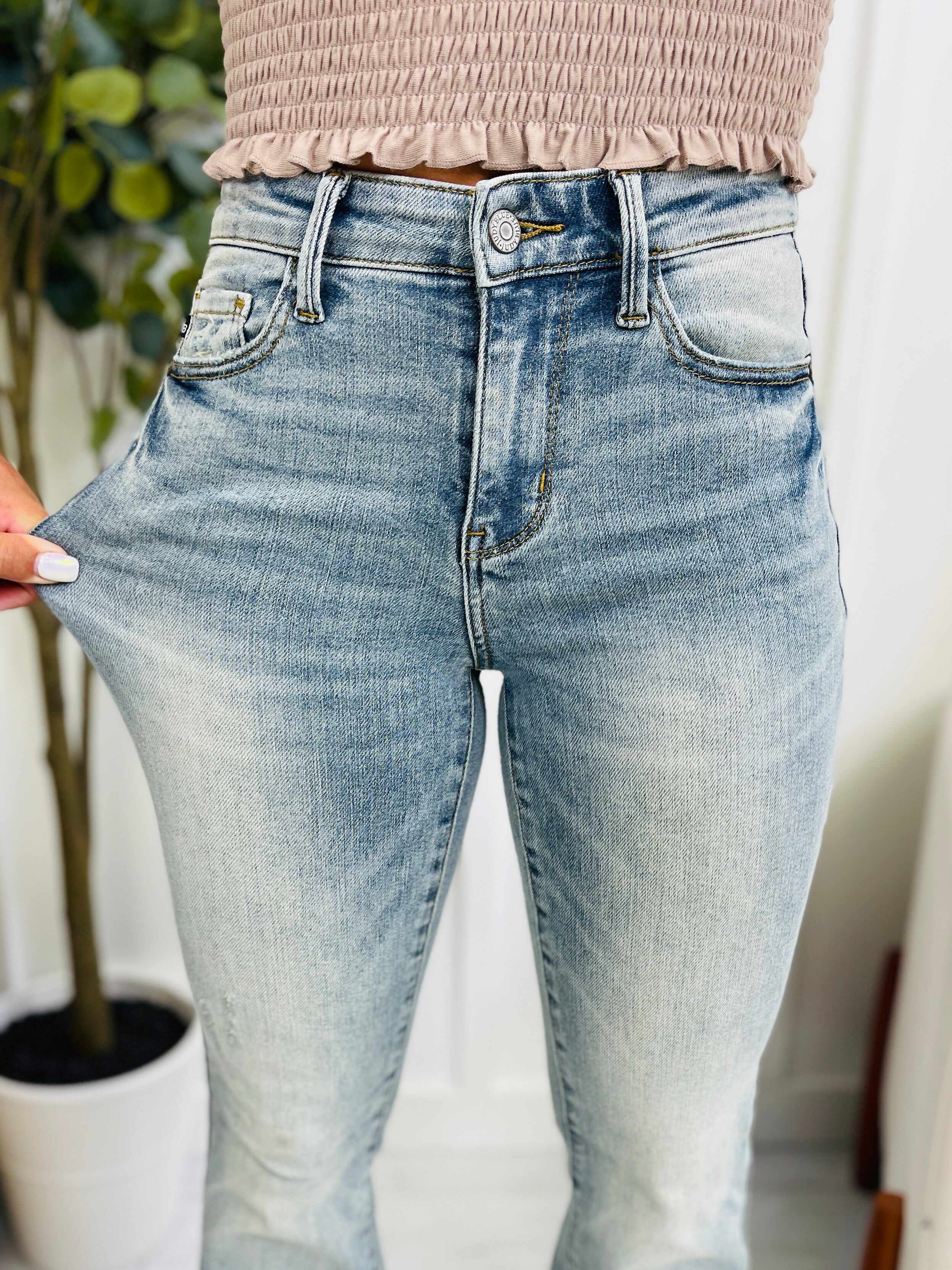RESTOCK! REG/CURVY Major Crush Tinted Flare Jeans