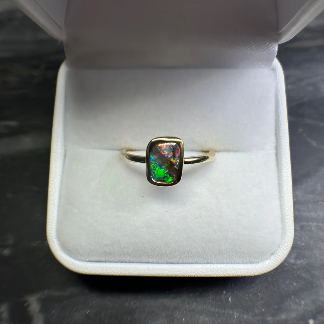 18ct Gold Boulder Opal Ring - US 7 1/2