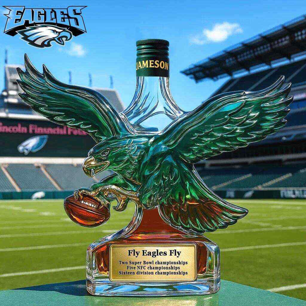 Philadelphia Eagles Retro Logo Whiskey Bottle