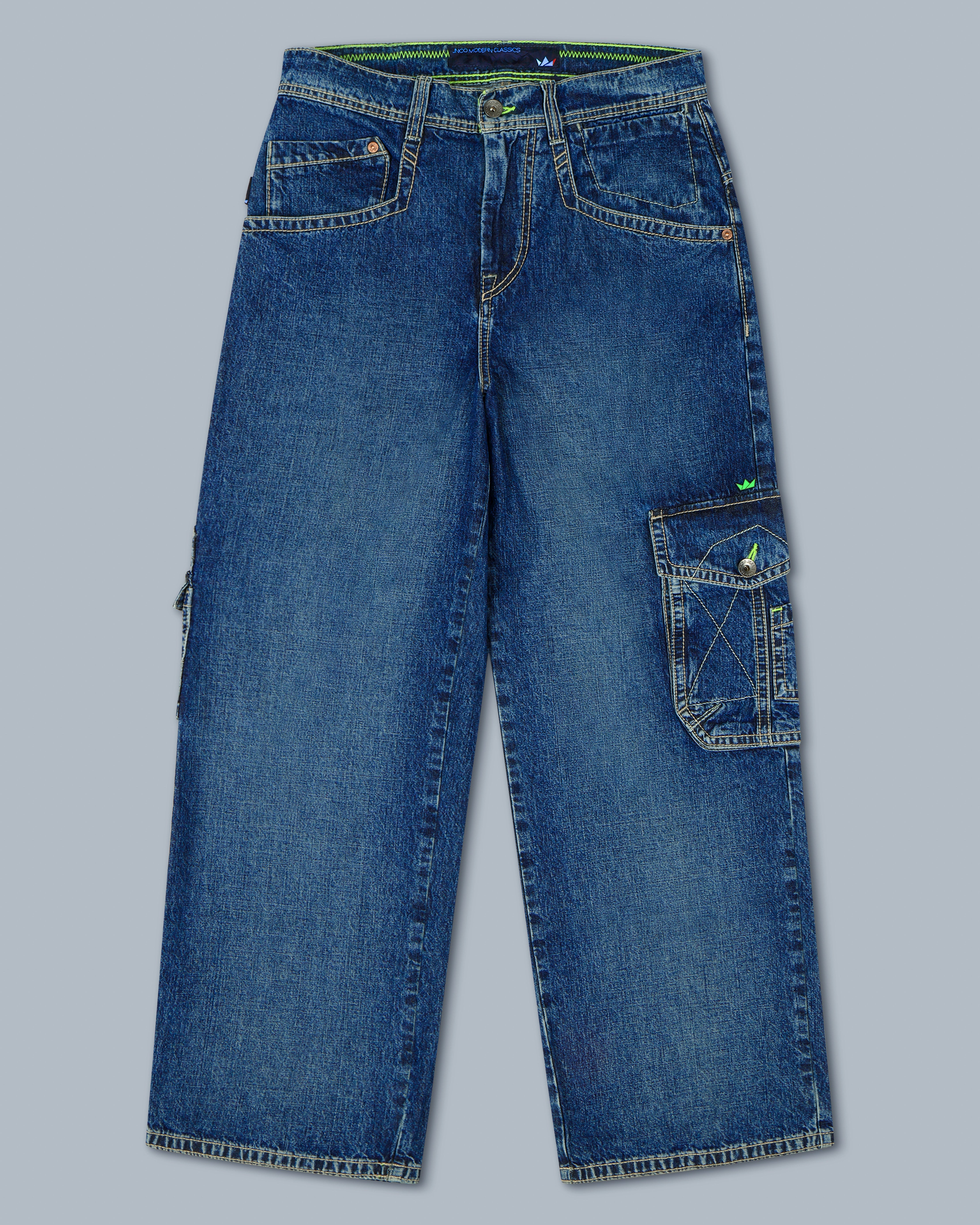 W Torque Cargo Carpenter. 23