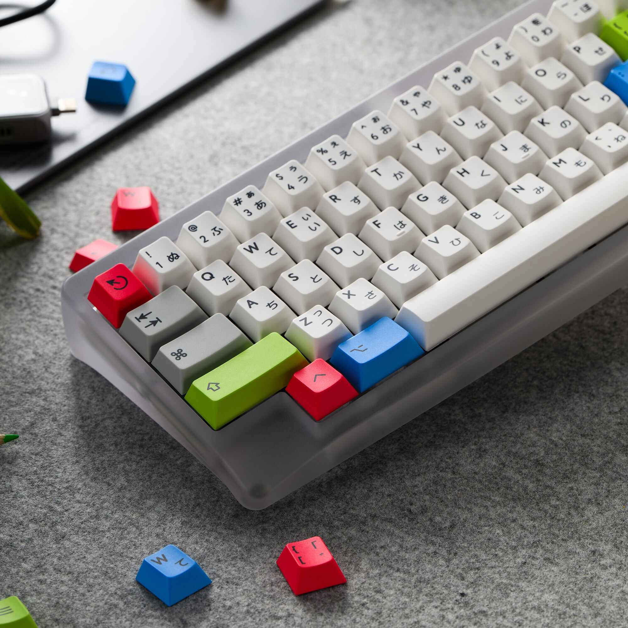 Ready to use Agar wired hotswap version with PBTfans Modern Japanese Desko