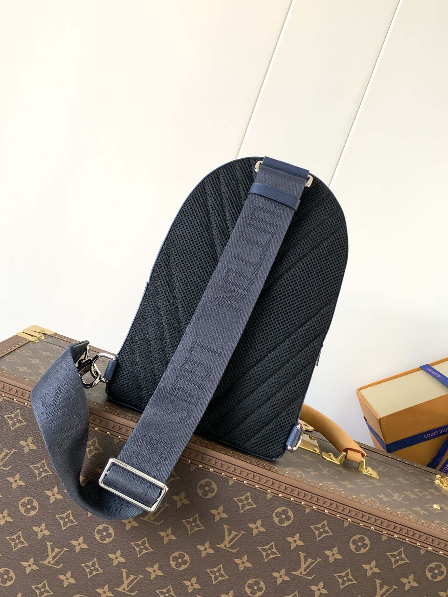 Pilot shoulder bag M11601 Blue with chips