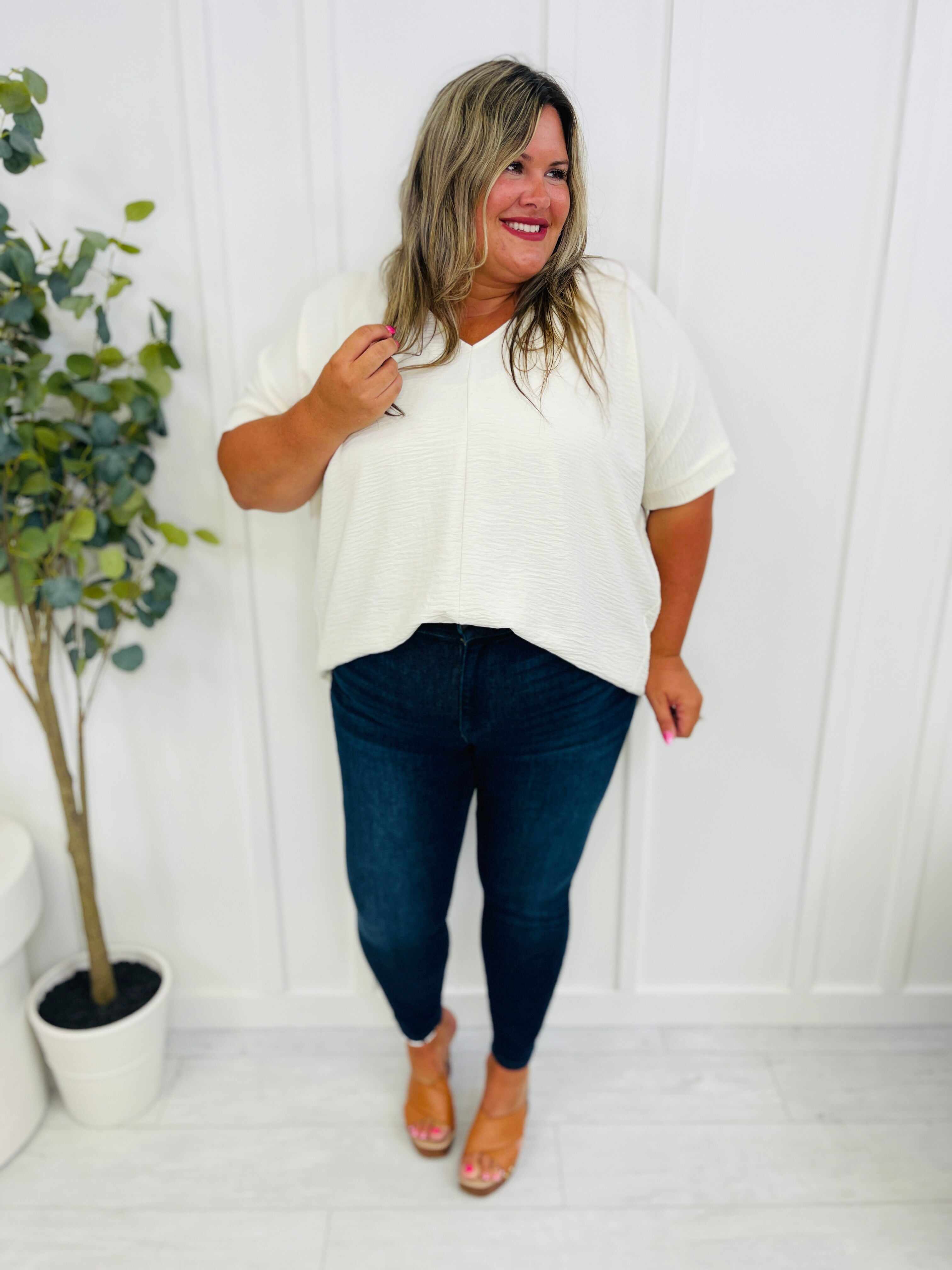 REG/CURVY Dreamland Midrise Skinny Jeans Best Selling