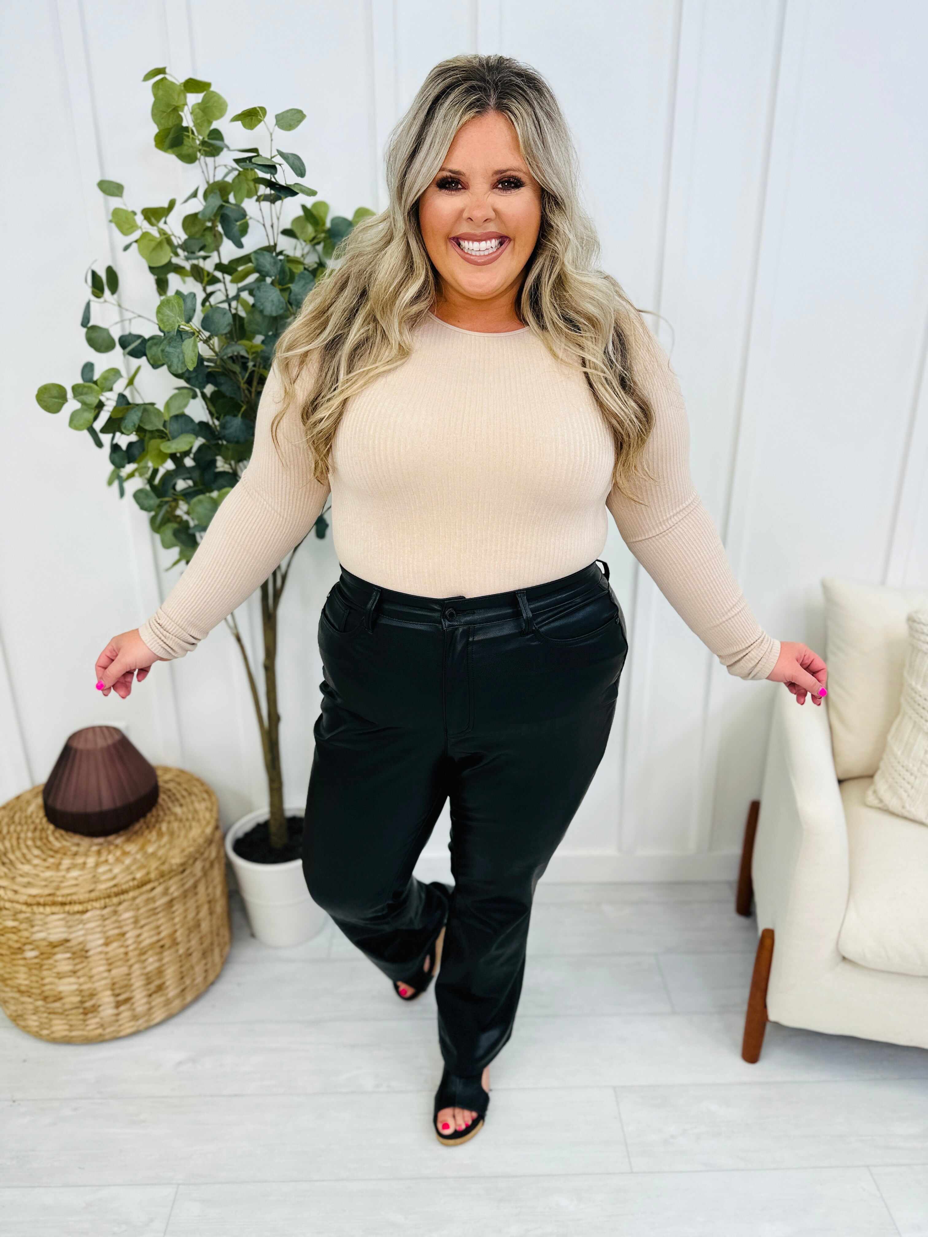 REG/CURVY Like A Glove Tummy Control Black Faux Leather Straight Leg Pants