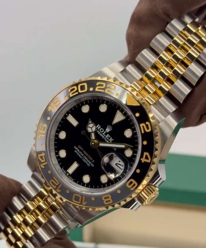 NEW 2026 Rolex GMT-Master II 40mm 126713GRNR Two-Tone Jubilee