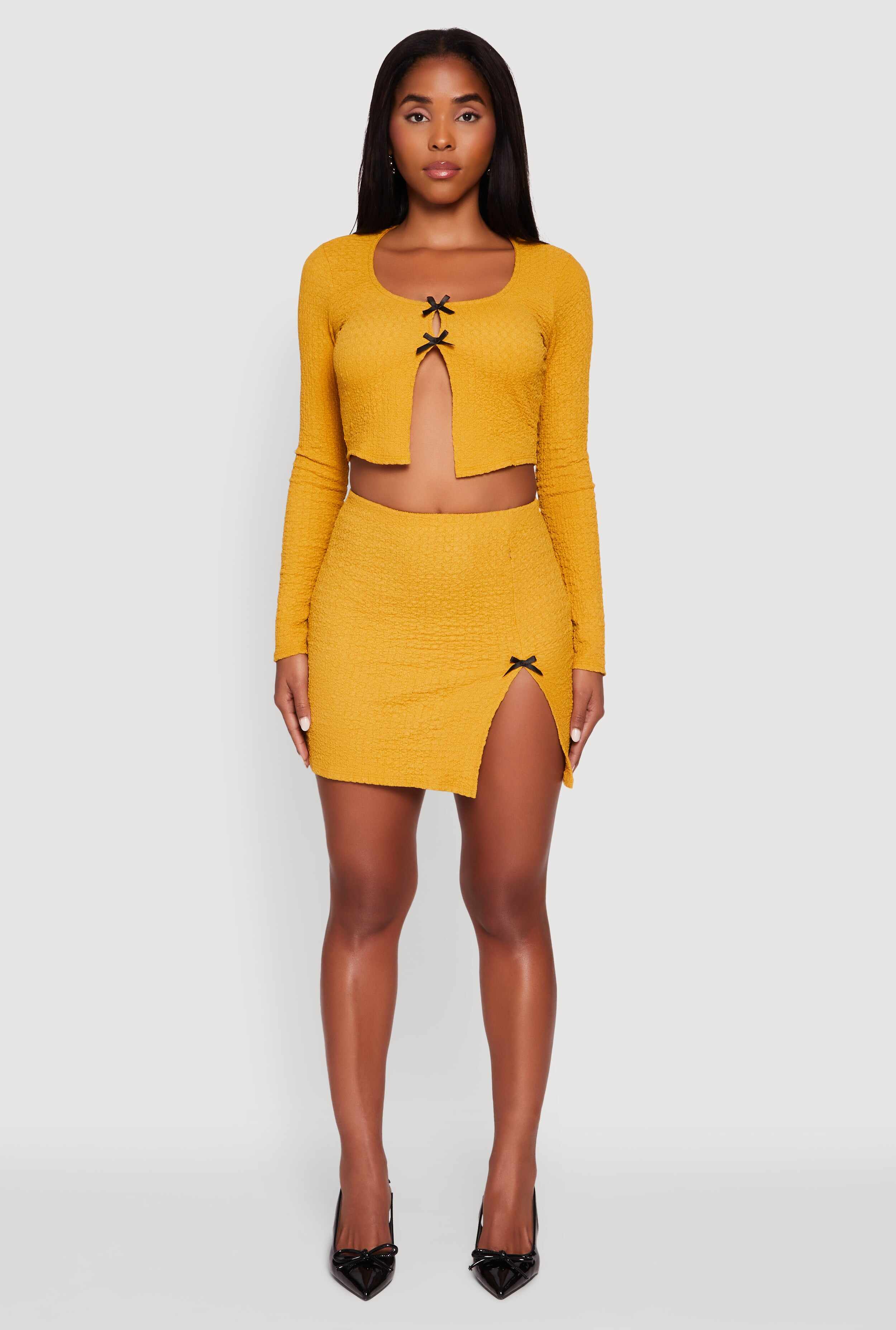Textured Knit Bow Detail Side Slit Mini Skirt