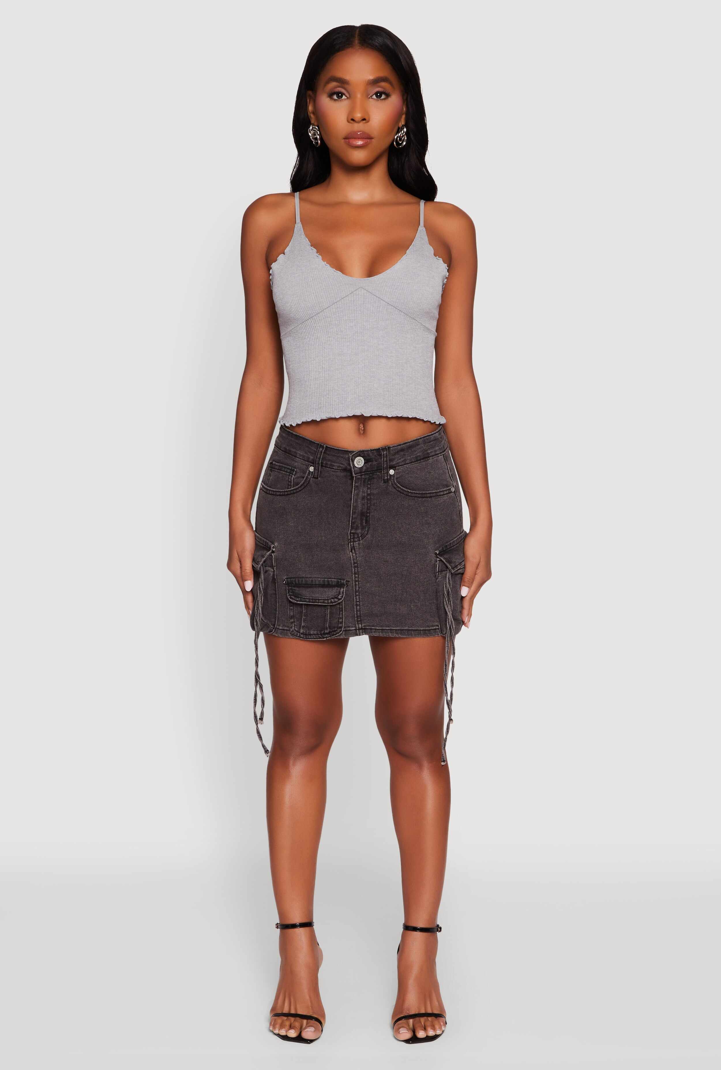 Trendy Mid Rise Mini Denim Skirt with Cargo Pockets
