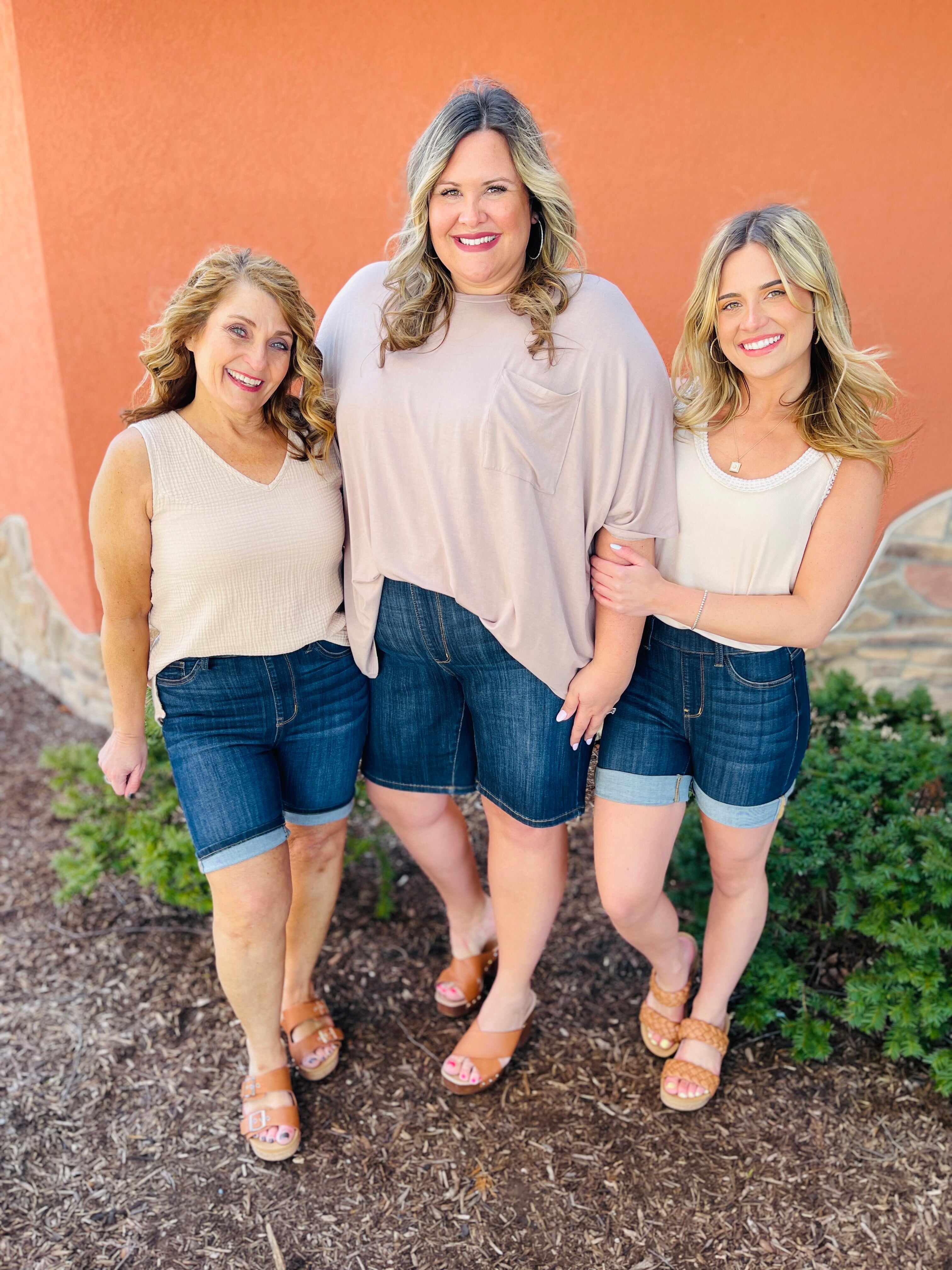 REG/CURVY High Gear Pull On Biker Shorts