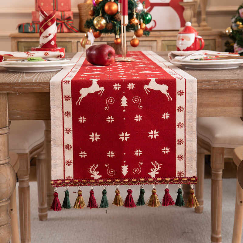Christmas Deer Woven Jacquard Table Runner