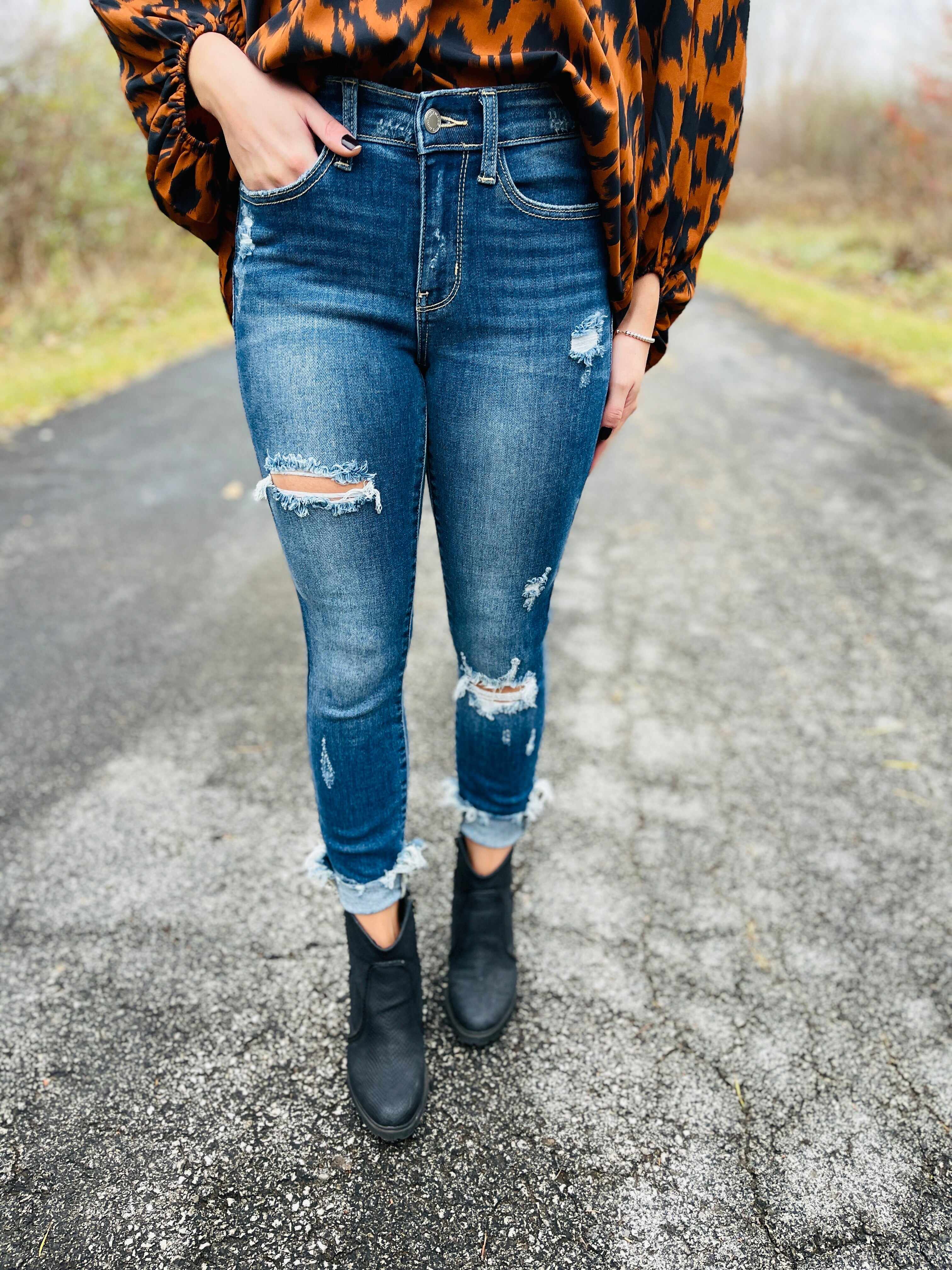RESTOCK! Plus/Reg First Pick Mid Rise Skinny Jeans