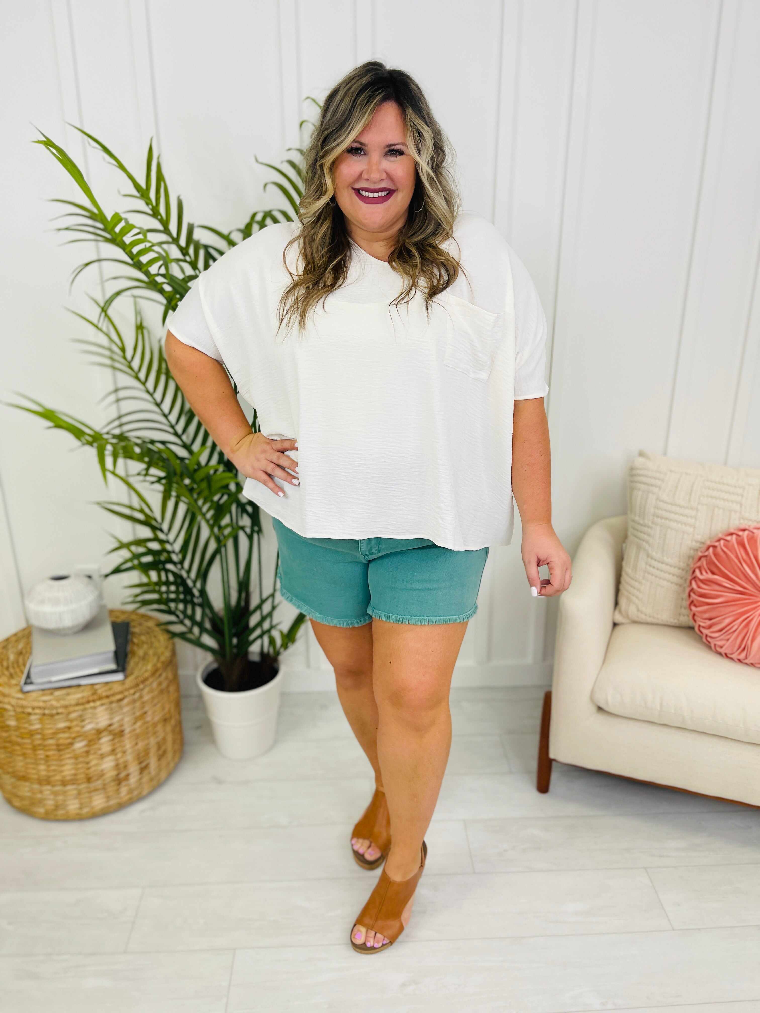 REG/CURVY Down By The Sea Shorts