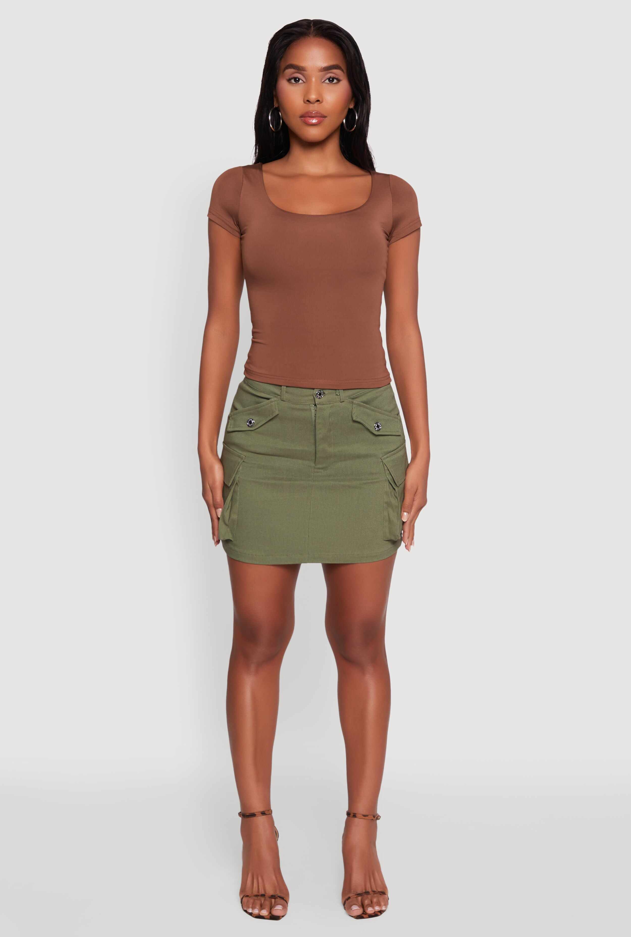Daisy Classic Fit Scoop Neck Short Sleeve T-Shirt