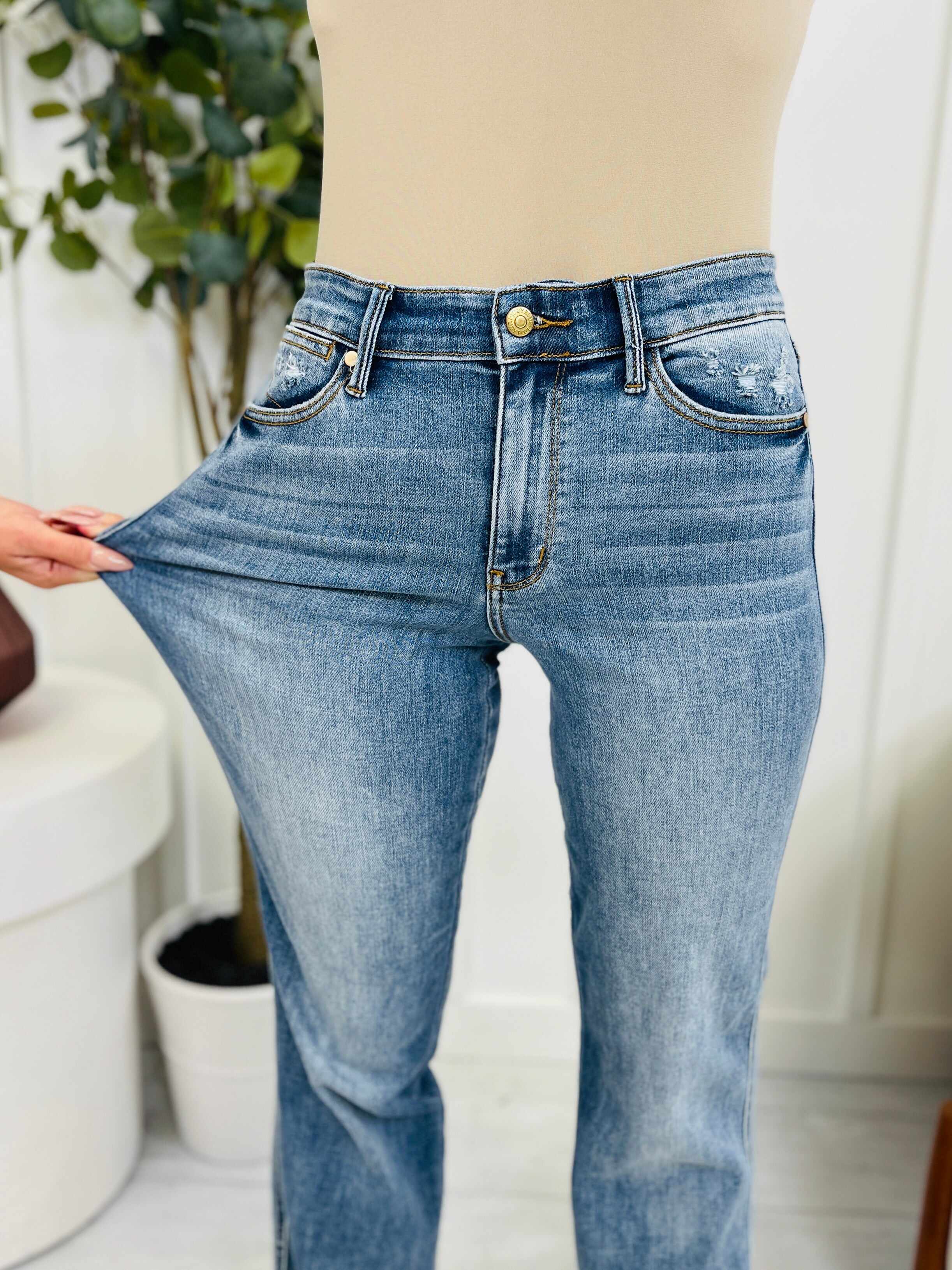 REG/CURVY No Joke Dad Jeans