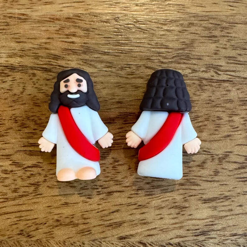 💓“Everyone Needs a Little Jesus” Small Jesus Figurine