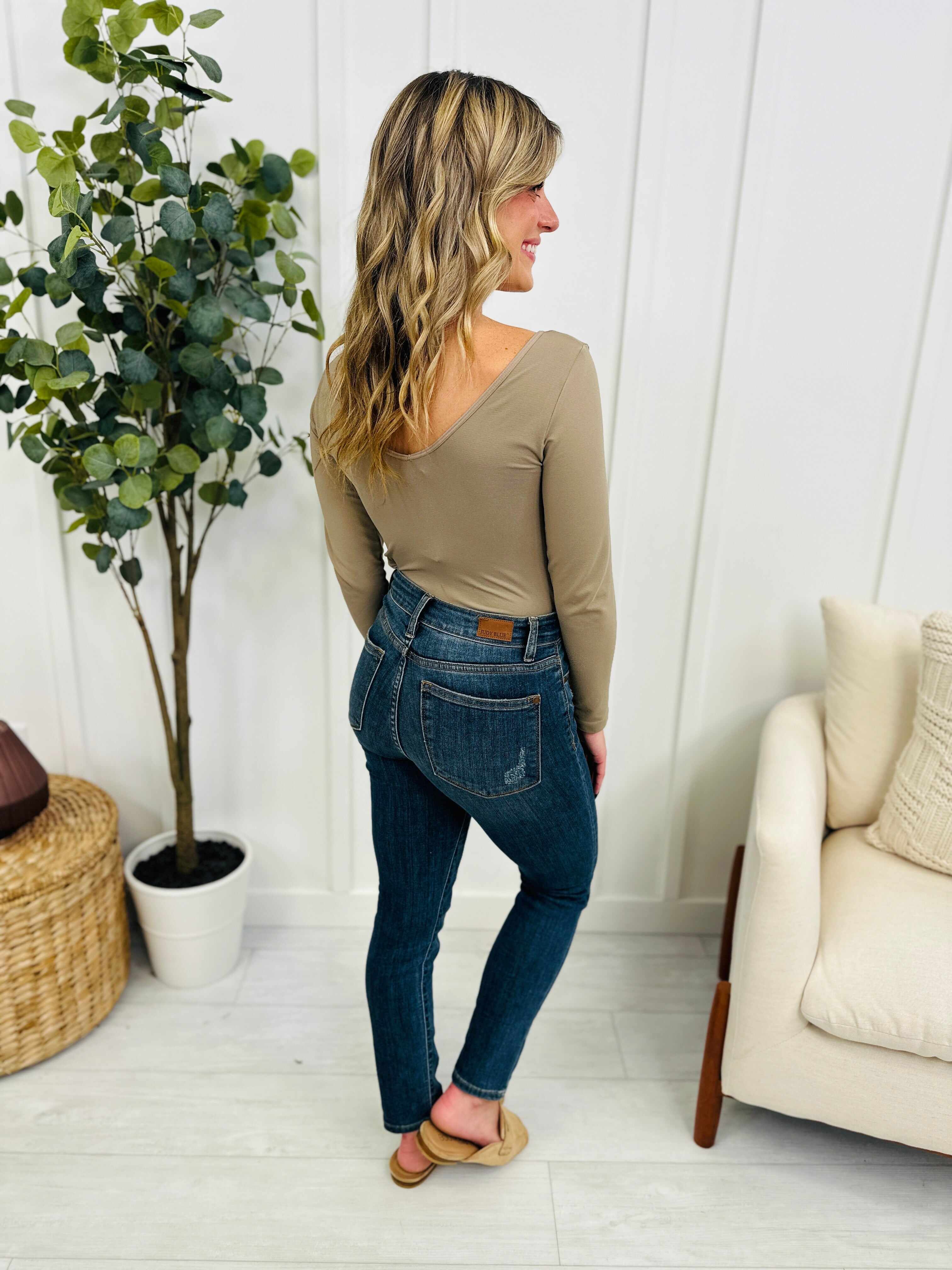 Mid Rise Plus/Reg Everyday Essential Relaxed Fit Jeans - Multiple Inseams!