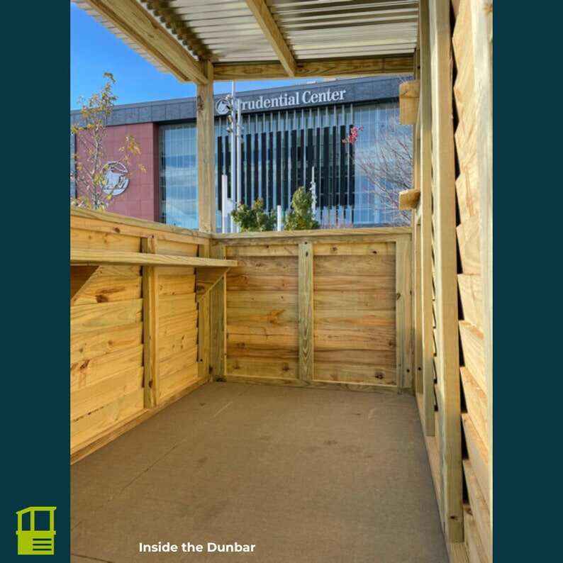 THE ORIGINAL Yard Bar - The Dunbar 10x5 (Large) by Taverns-To-Go