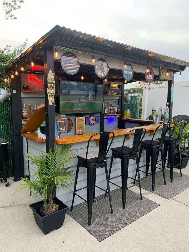 THE ORIGINAL Yard Bar - The Dunbar 10x5 (Large) by Taverns-To-Go