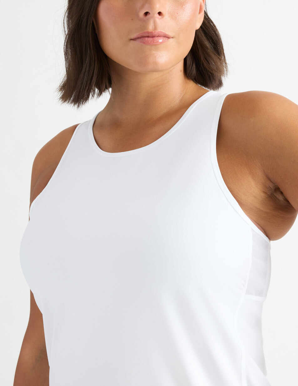 Momenta Active Tank