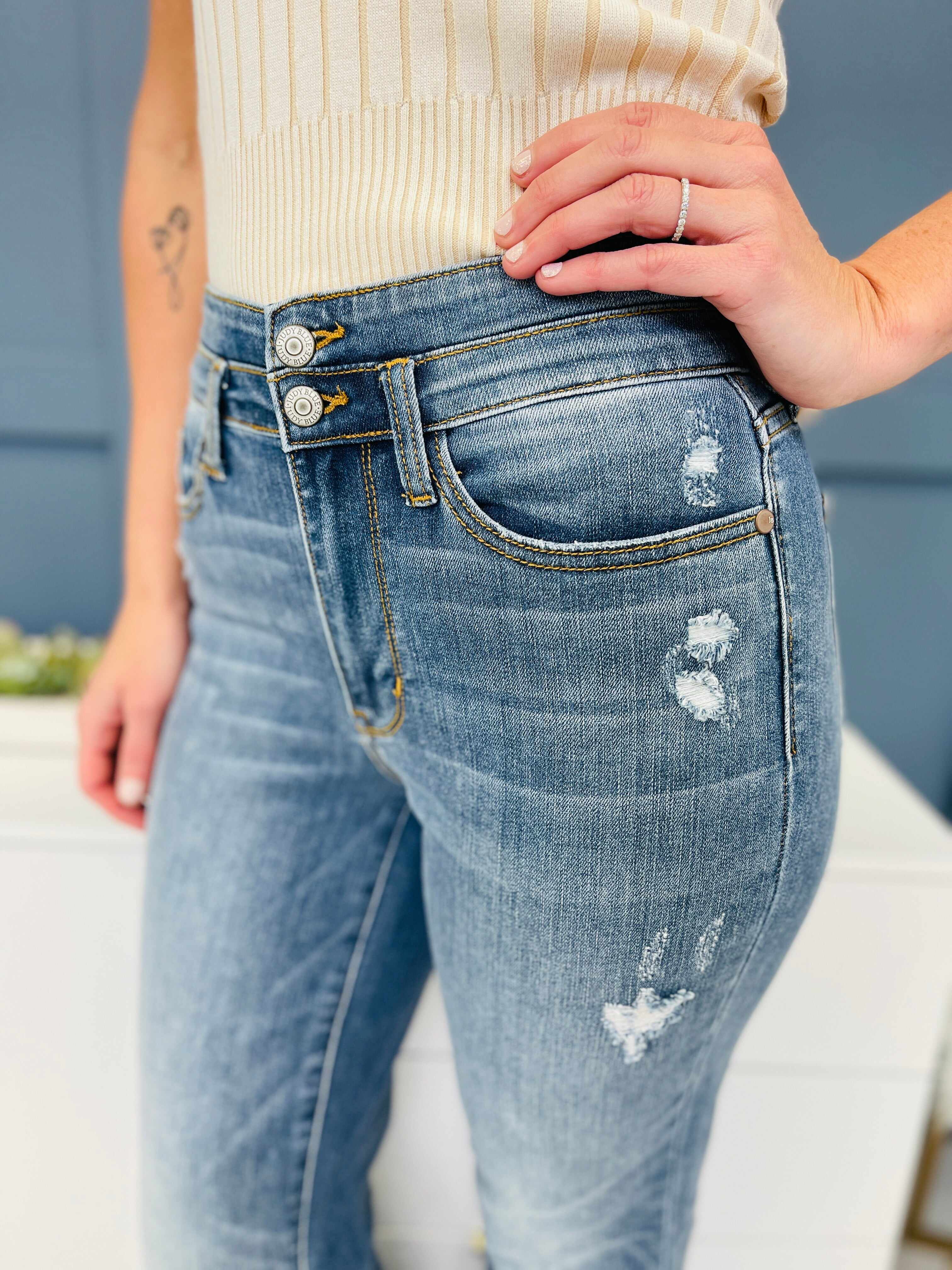 REG/CURVY Make It a Double Straight Jeans