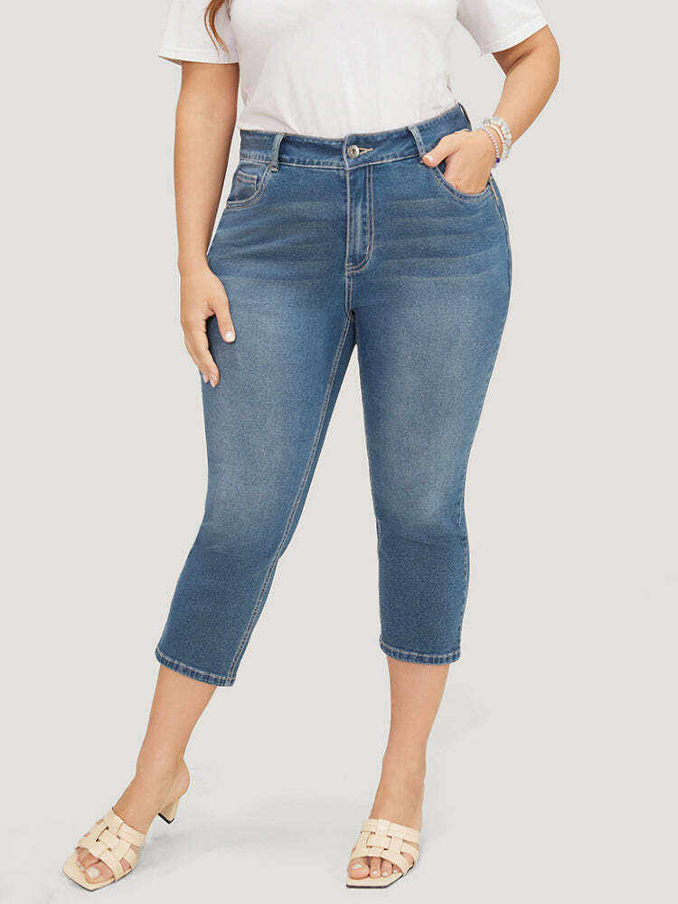 Skinny Very Stretchy High Rise Medium Wash Cropped Jeans