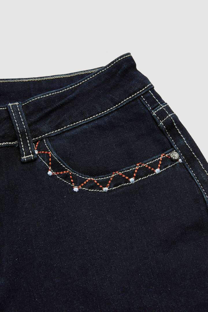 Wash Geo Embroidery Rhinestone Decor Mid Rise Bootcut Jeans Without Belt