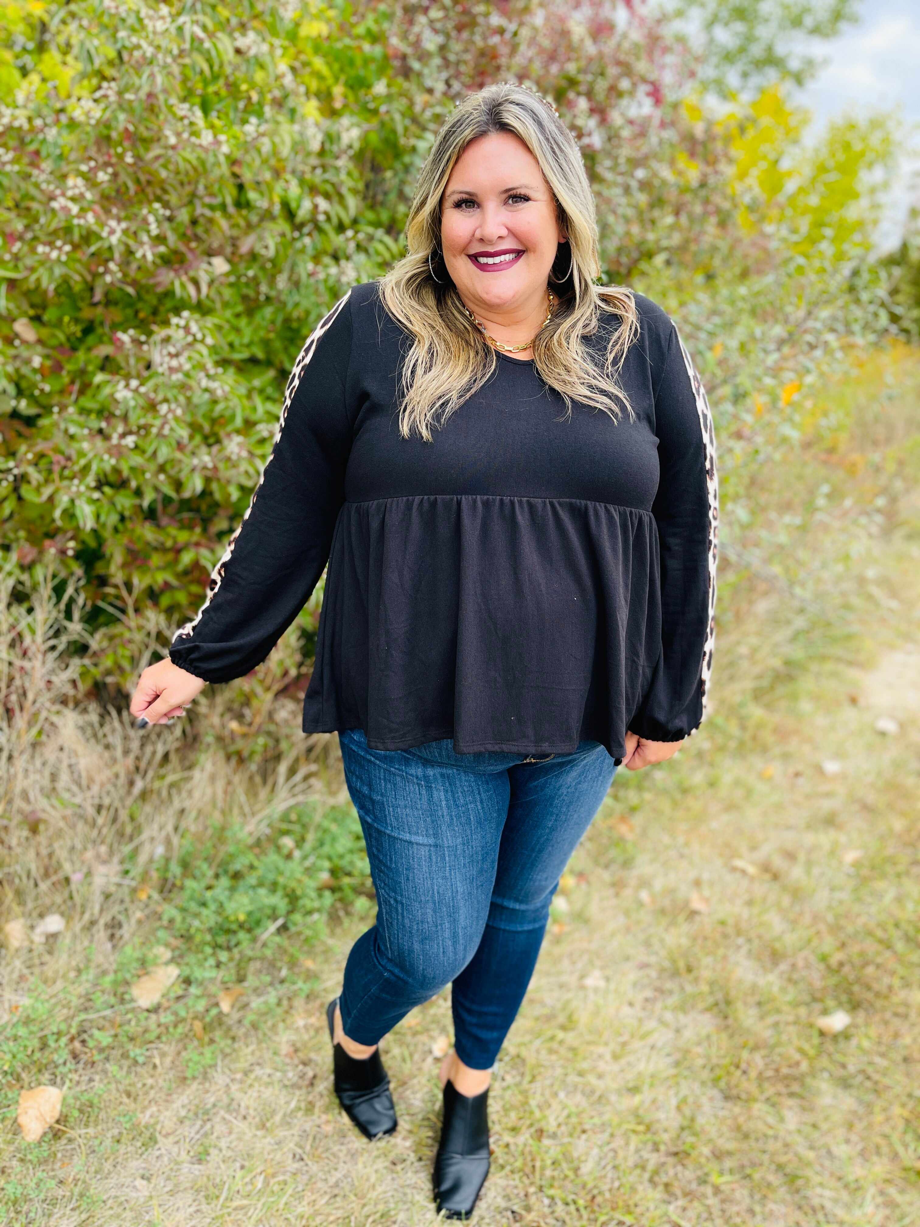 FIFTH RESTOCK! BEST SELLER!  Mid Rise REG/CURVY Work For The Weekend Skinny Jeans