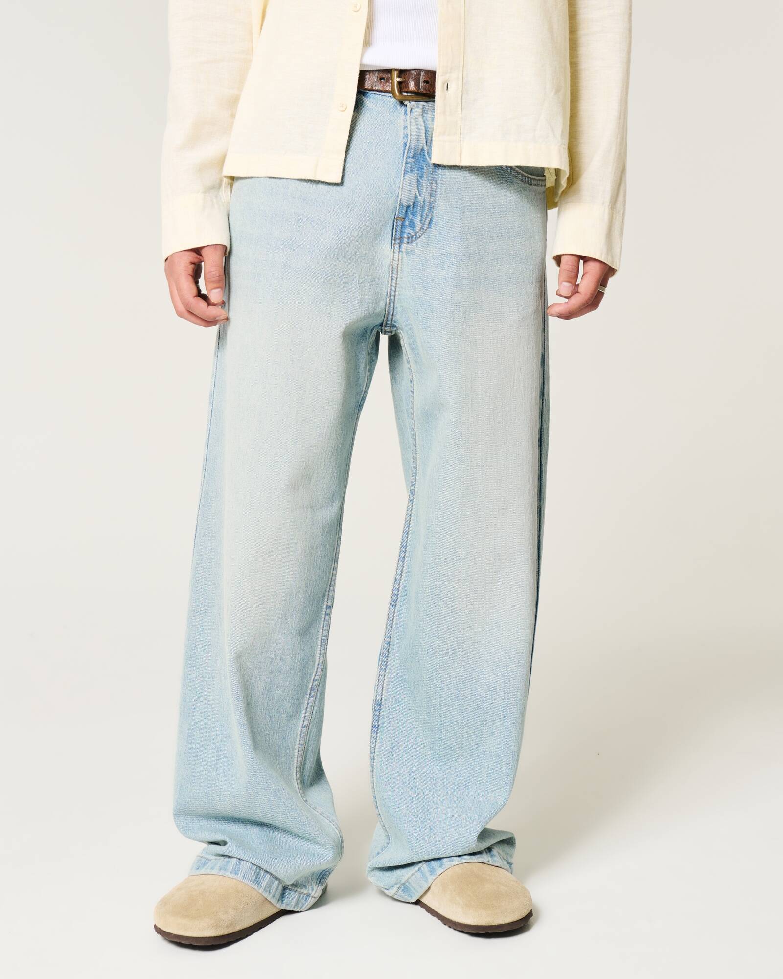 Medium Wash Super Baggy Jeans