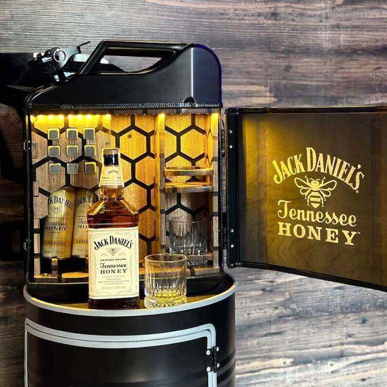 20 L Personalized Christmas Gift , Jerry Can Mini Bar, Custom Original Gift For a Man, Fuel Bar, Travel Canister Mini Bar, Custom fuel bar