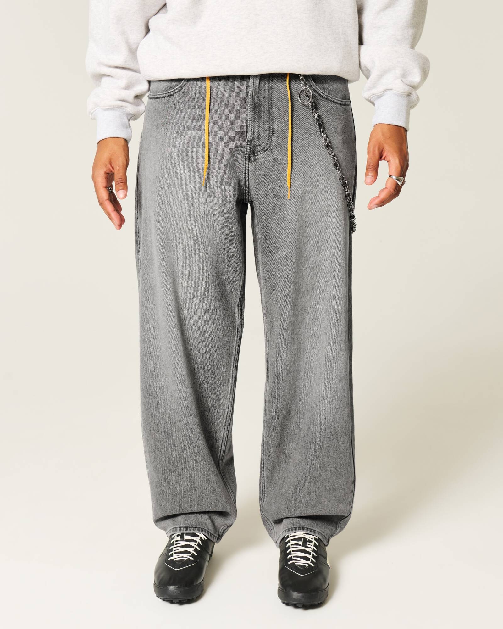 Medium Wash Skater Baggy Jeans