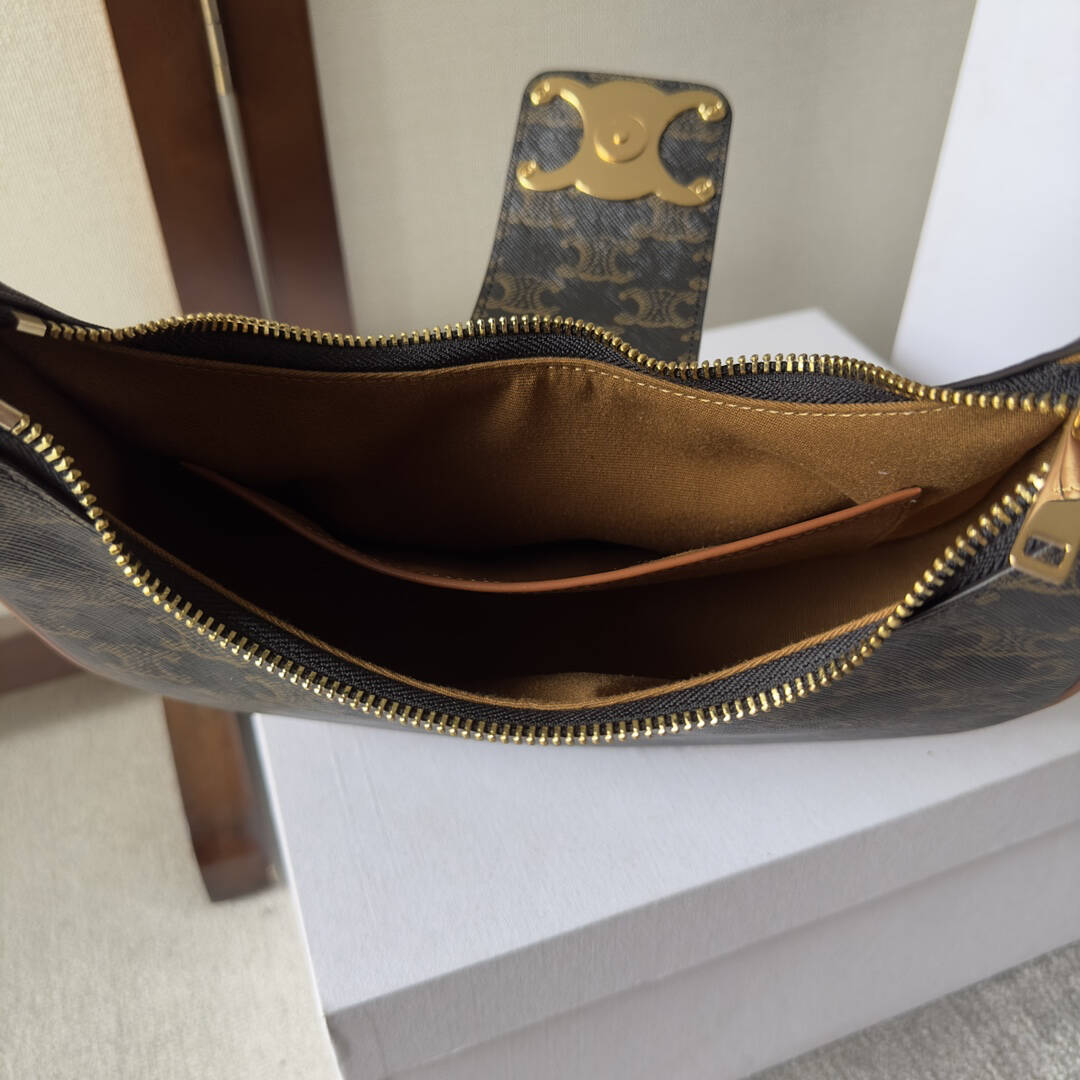 Ava Signature-Shoulder Bag – Heritage-Inspired Coated Canvas with Oversized Logo Print & Versatile Styling