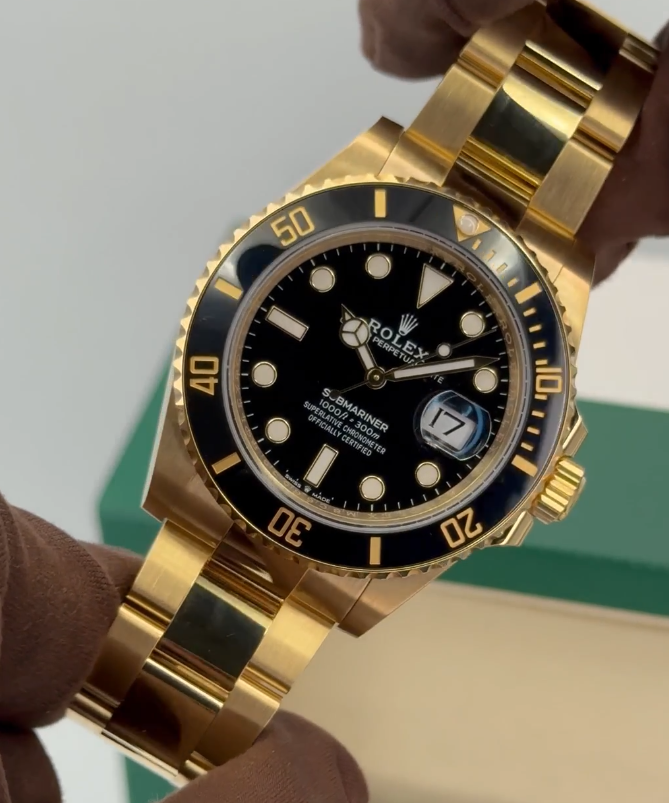 NEW 2025 Rolex Submariner 41mm 126618LN Yellow Gold Black Dial