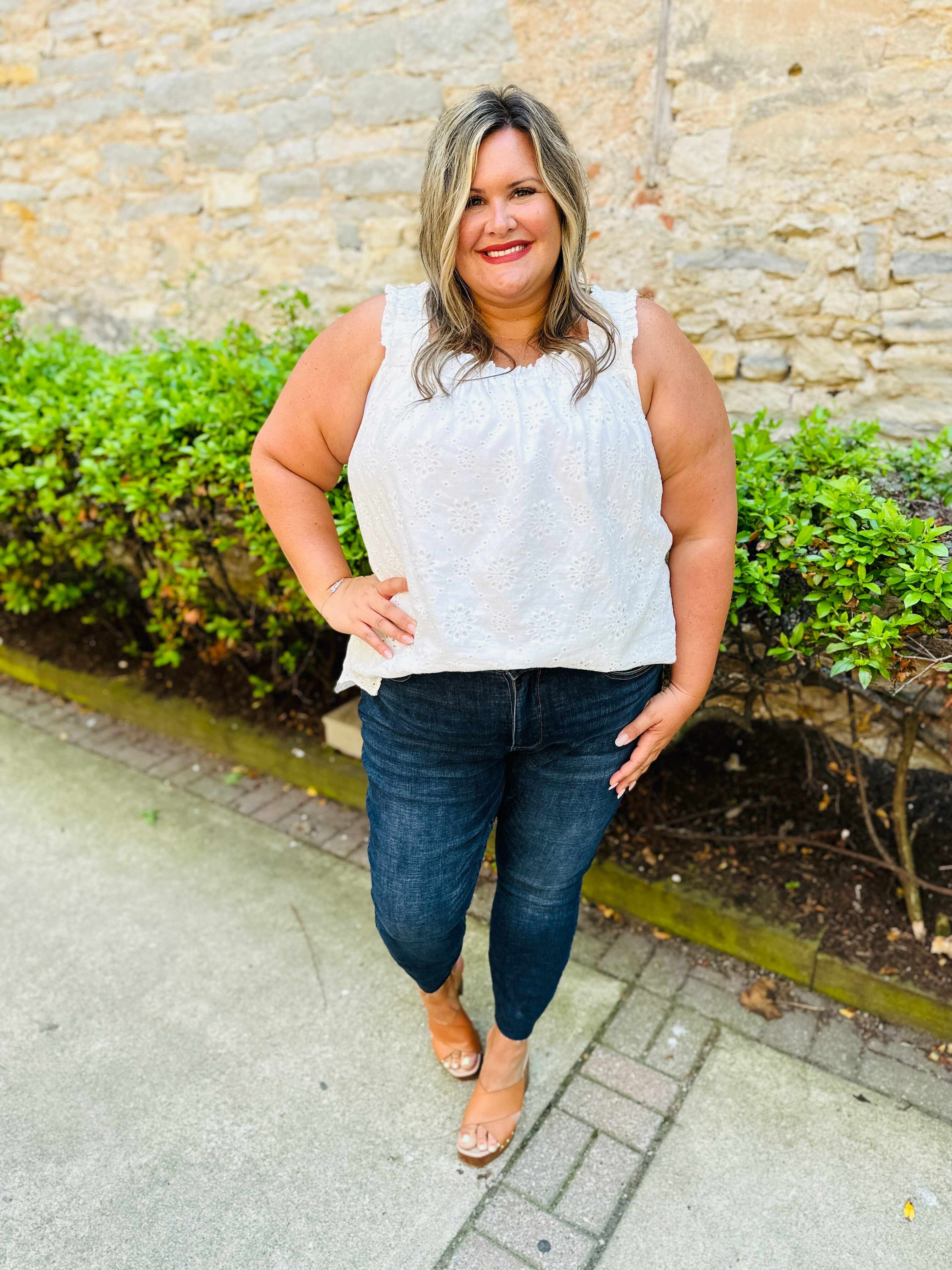 MARKDOWNS! Tummy Control and Butt Lifting Skinny Jeans in Reg/Curvy The Trifecta Fourth Restock!