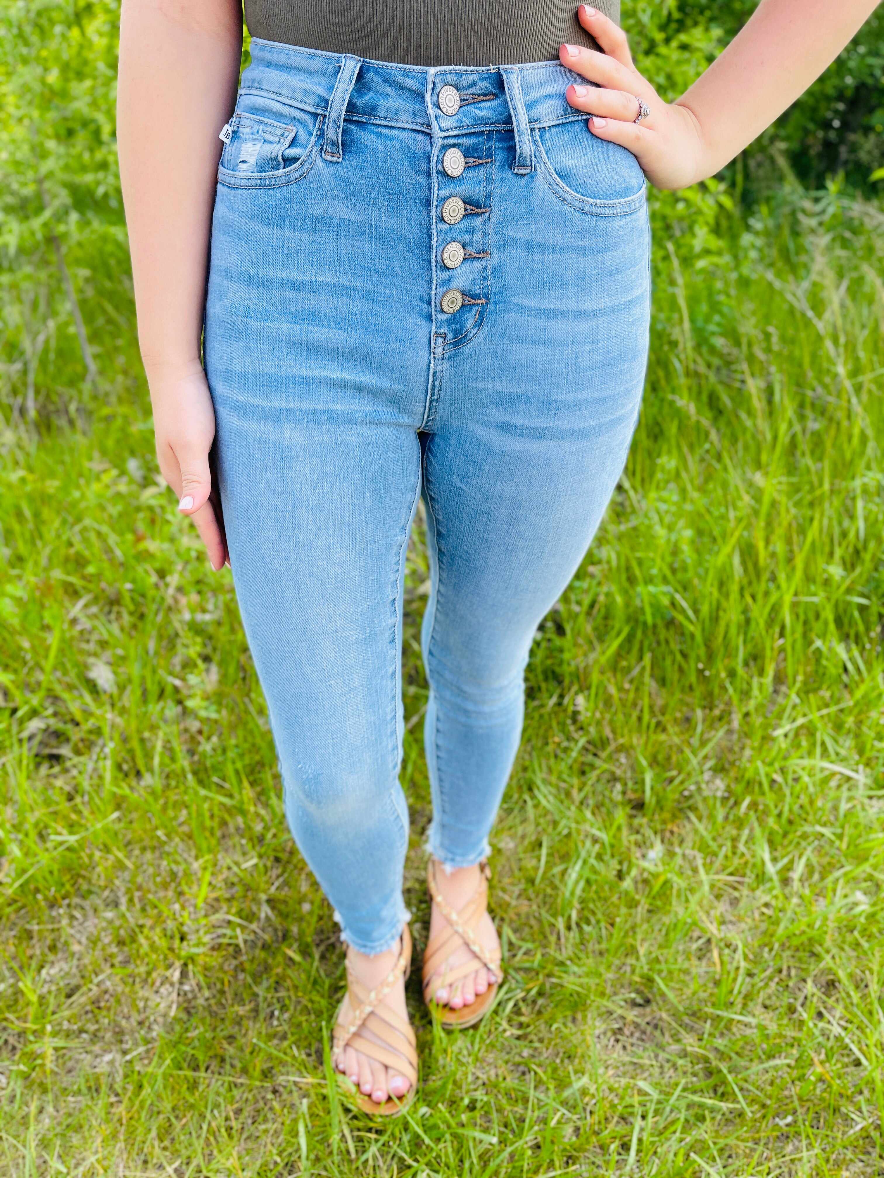 PLUS/REG Feel So Fly Button Fly Skinny Jeans