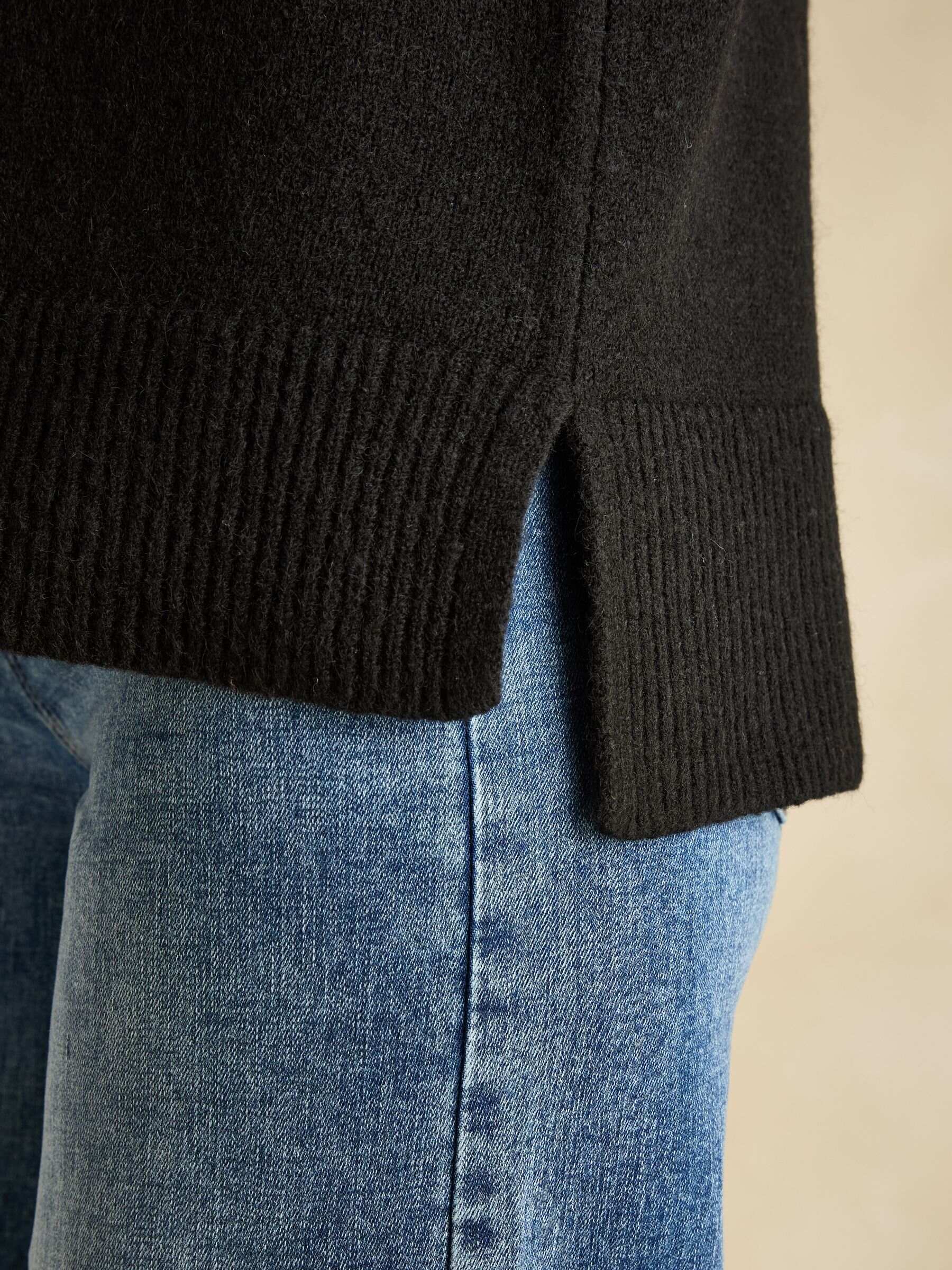 Holly Black Longline Knitted Vest