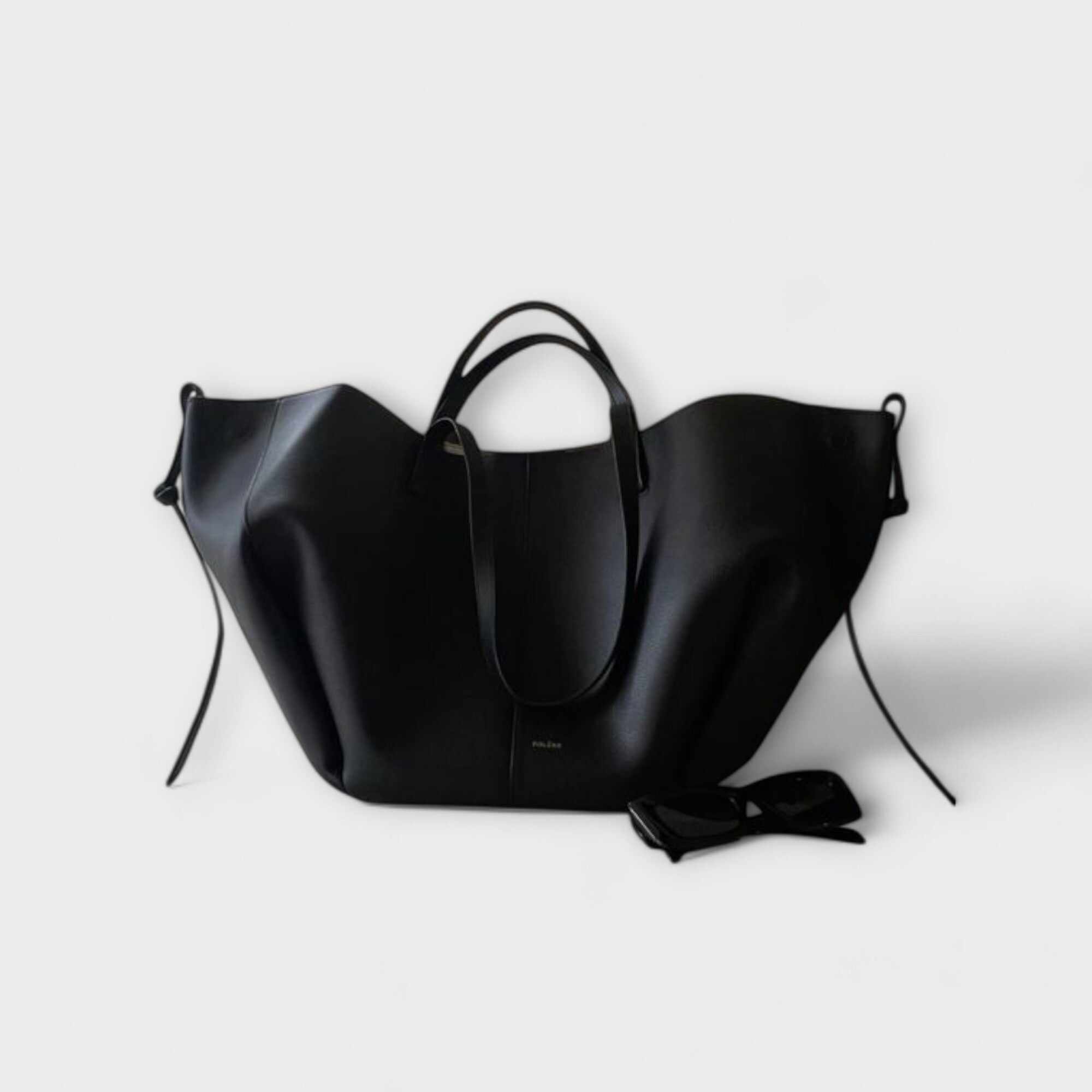 Olivia – Vintage Tote Bag