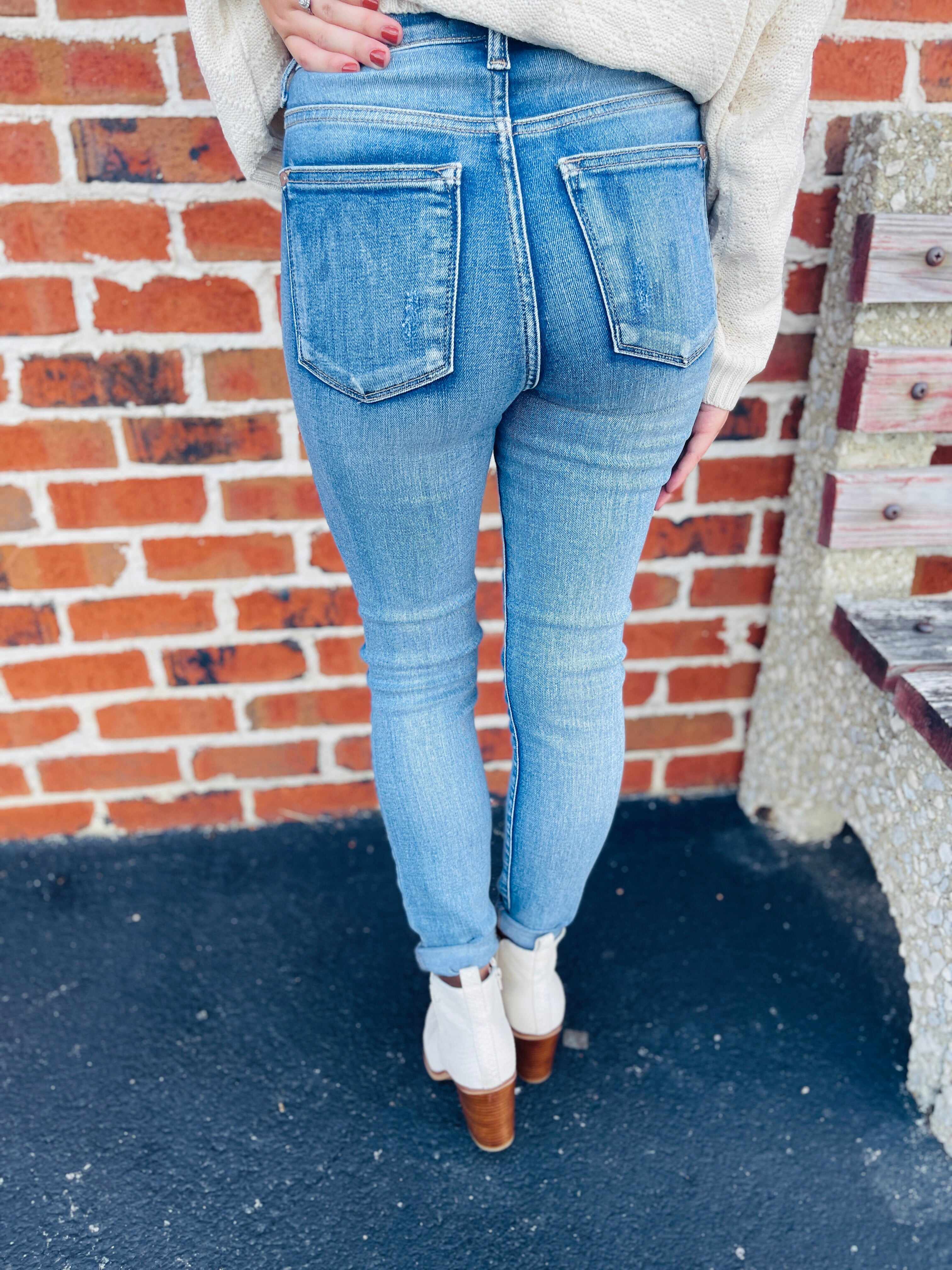 RESTOCK! PLUS/REG Cute As A Button Fly Skinny Jeans