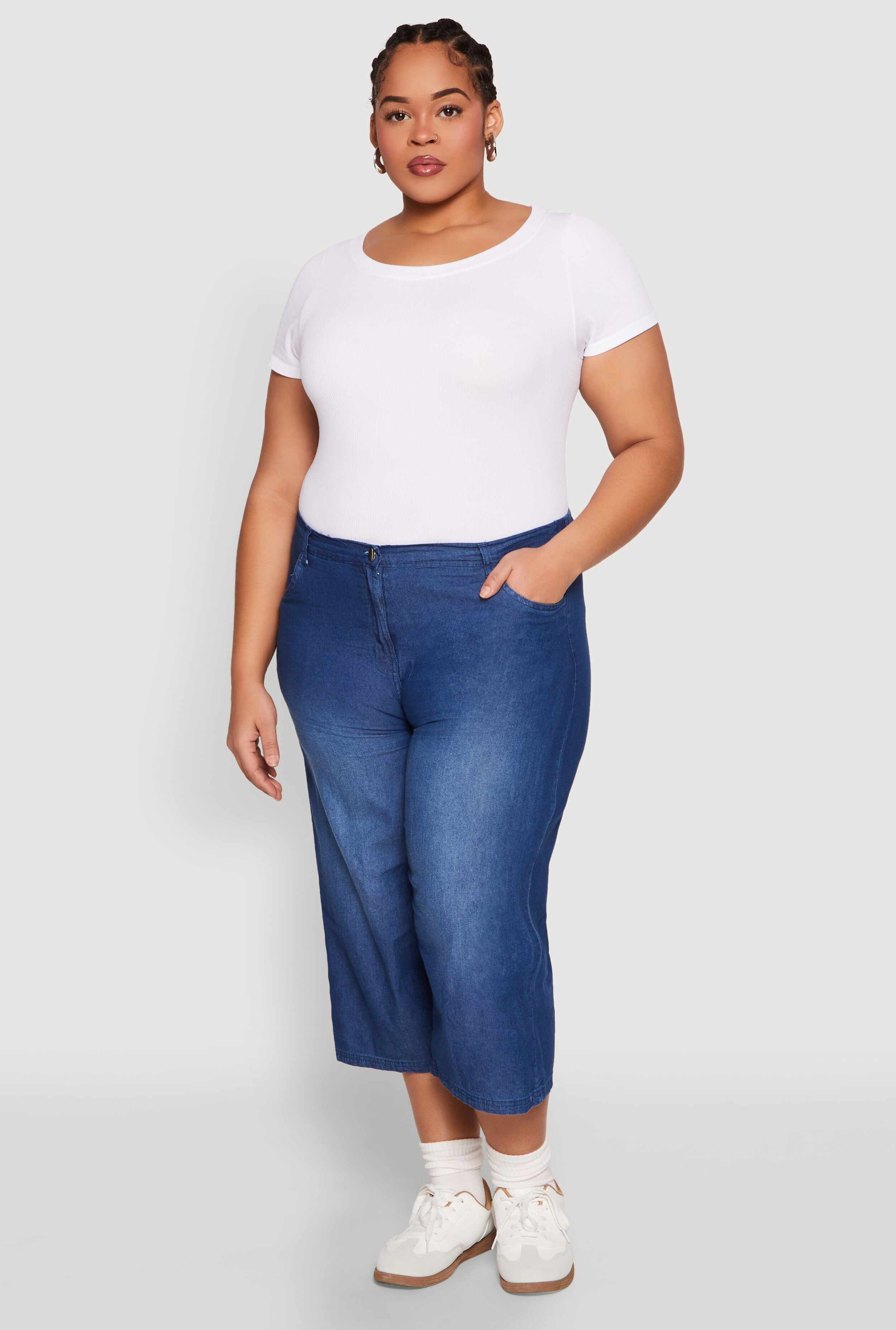 Plus Size Chambray Wide Leg Capri Pants