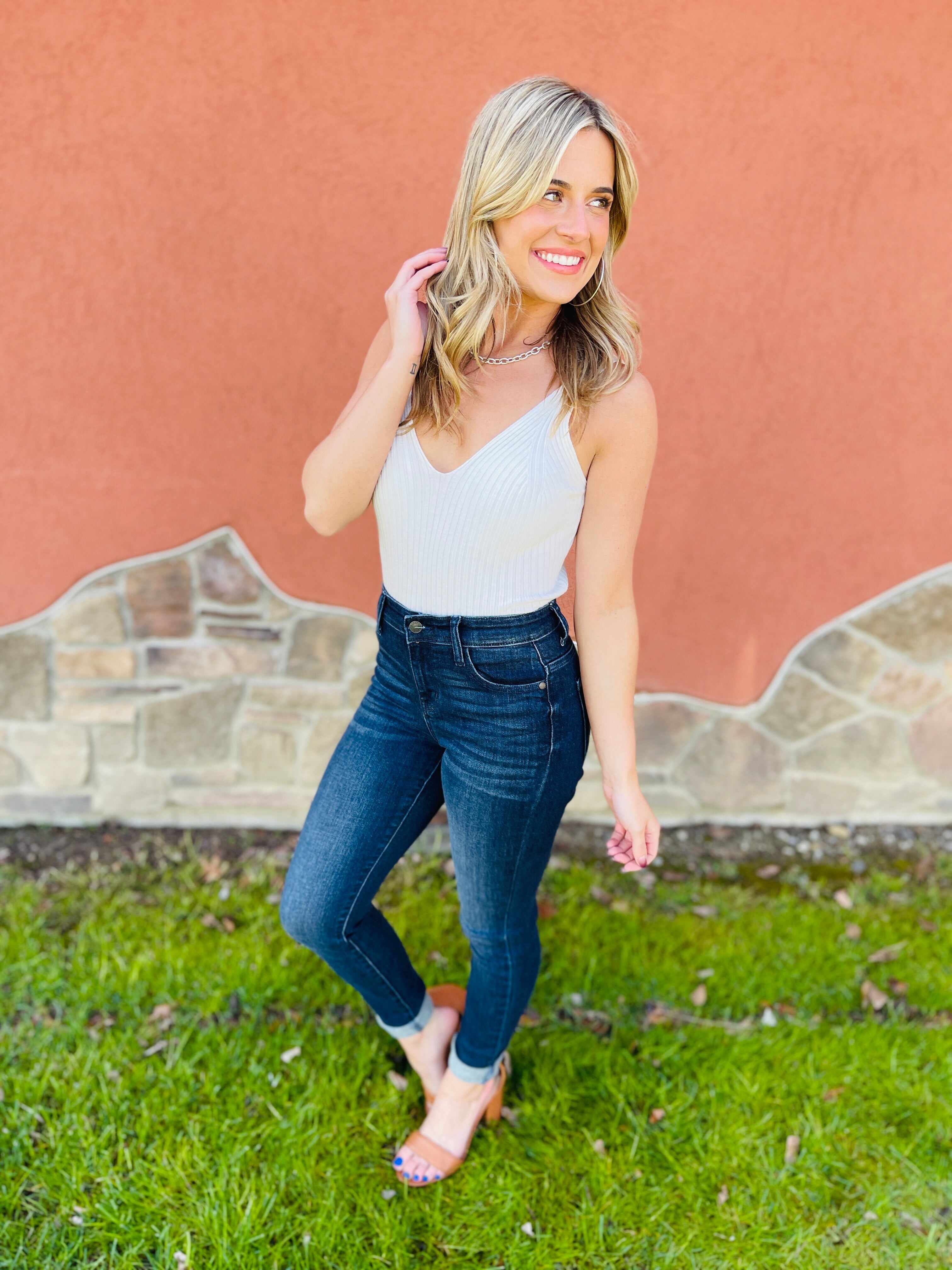 REG/CURVY Dreamland Midrise Skinny Jeans Best Selling